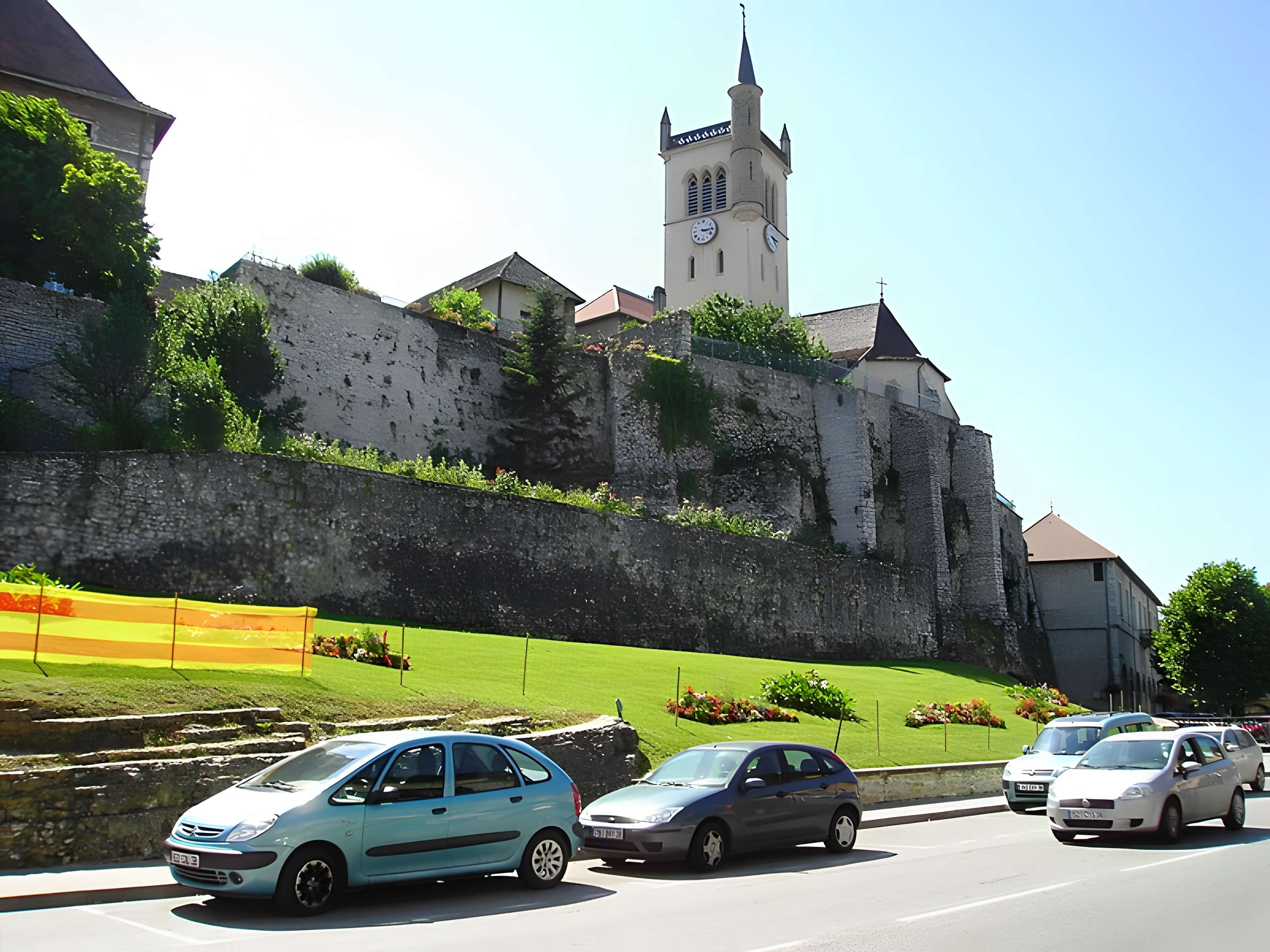 Église Saint-Symphorien de Morestel