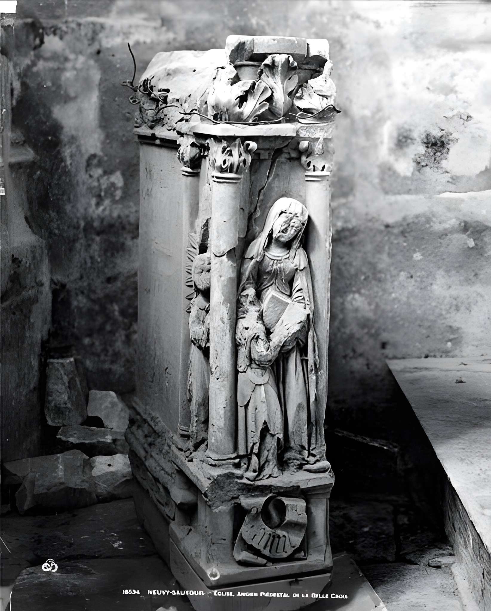 Église Saint-Symphorien de Neuvy-Sautour