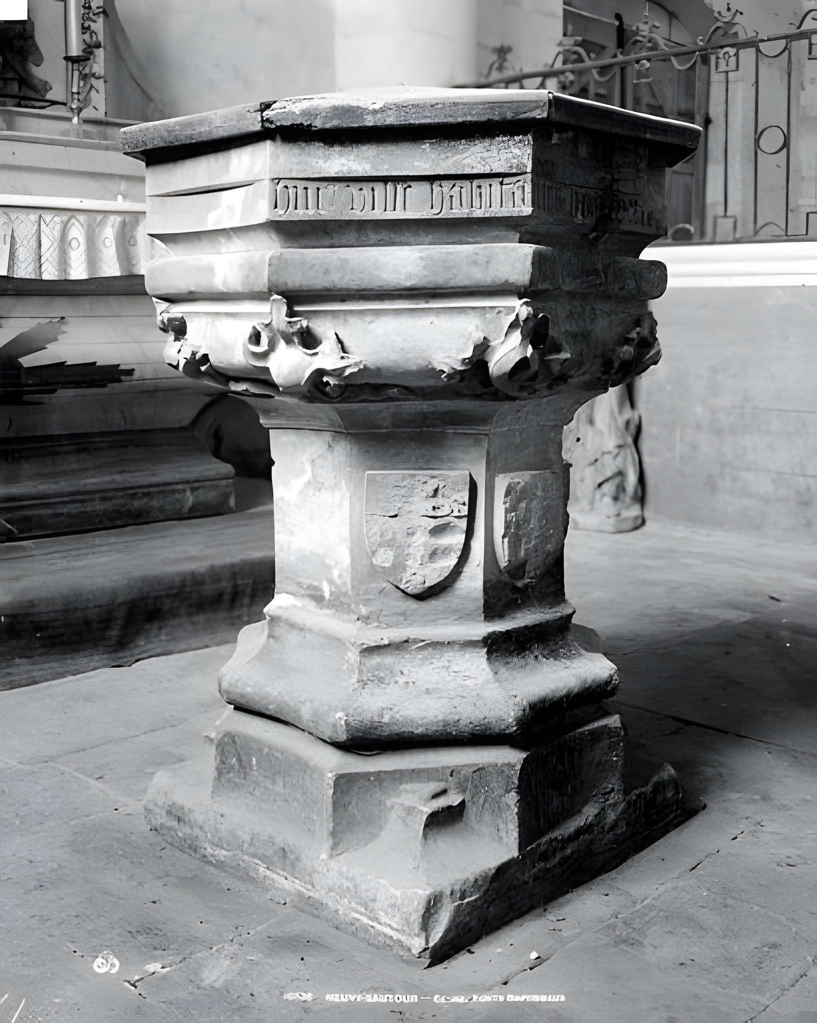 Église Saint-Symphorien de Neuvy-Sautour