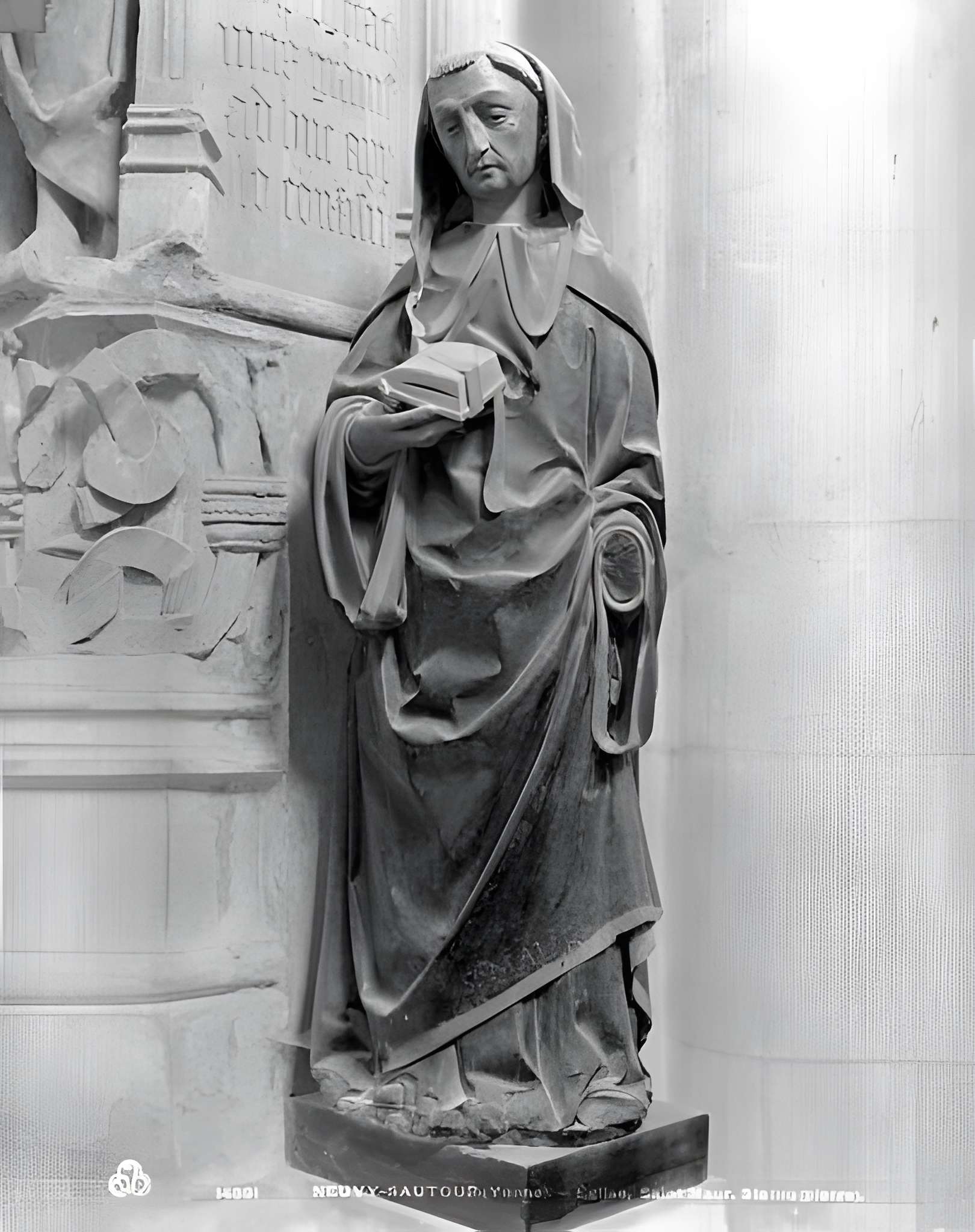 Église Saint-Symphorien de Neuvy-Sautour