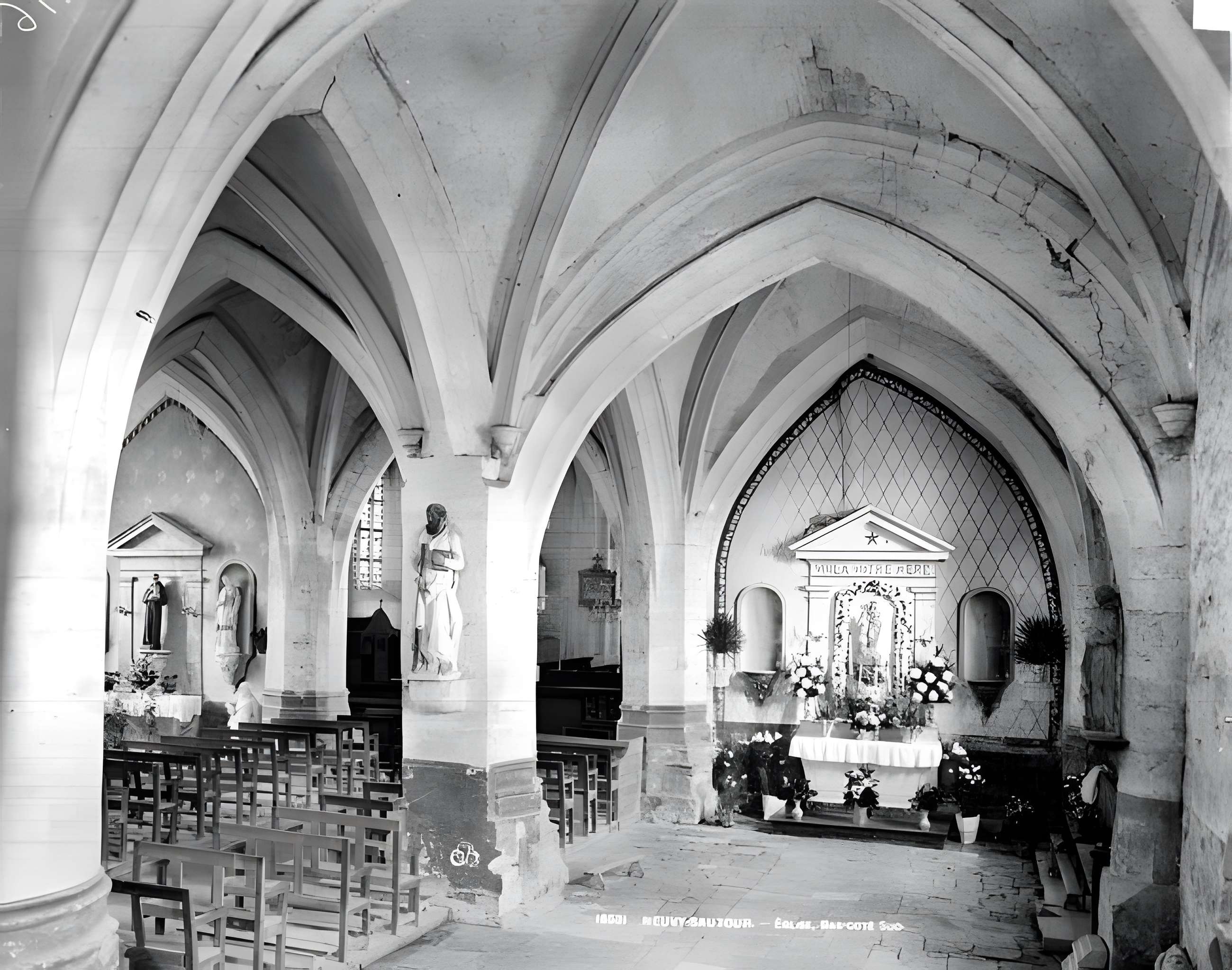 Église Saint-Symphorien de Neuvy-Sautour