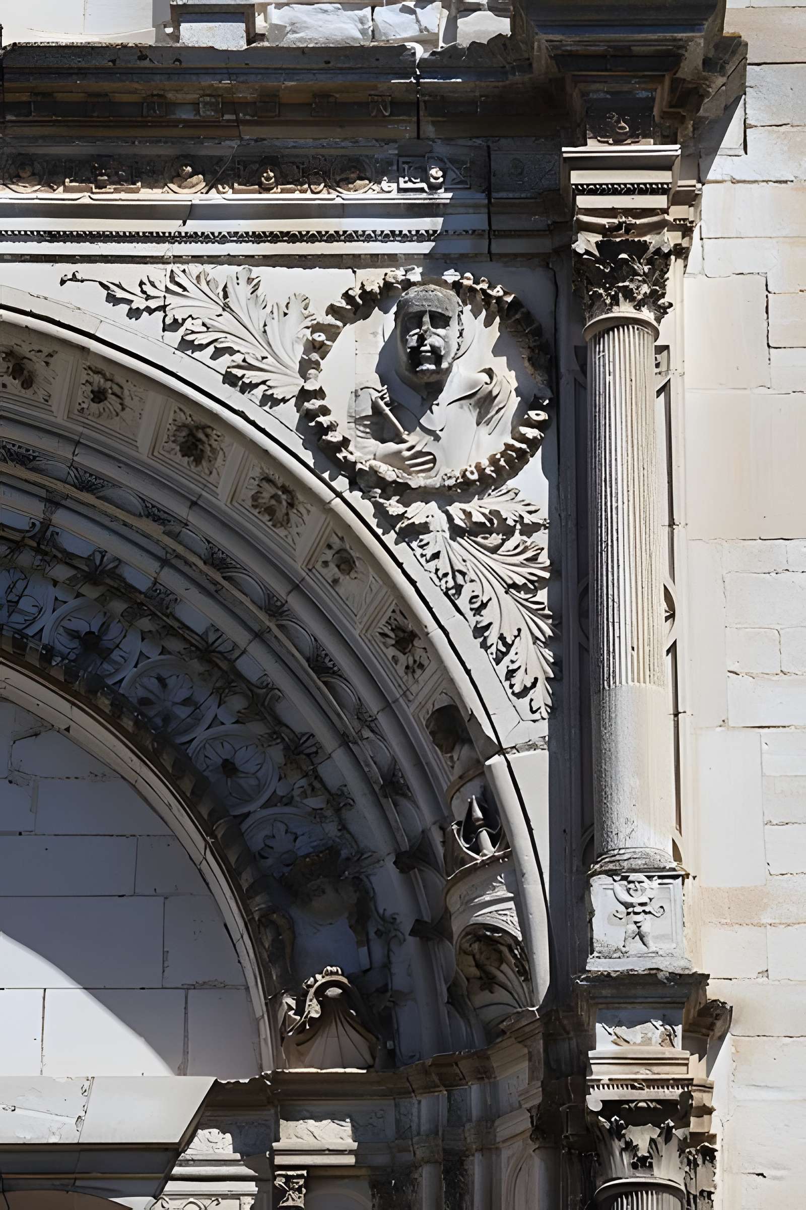 Église Saint-Symphorien de Neuvy-Sautour