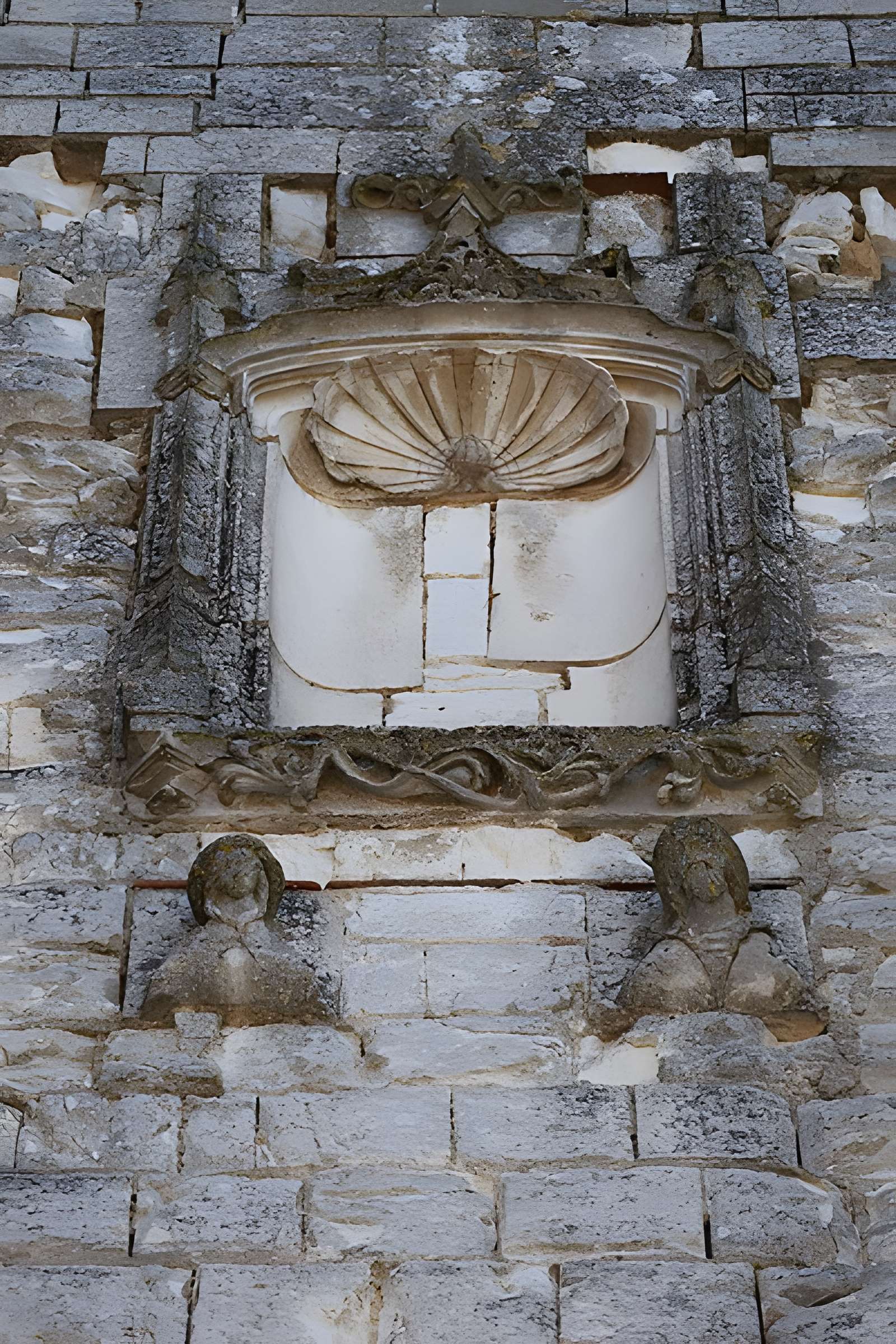 Église Saint-Symphorien de Neuvy-Sautour