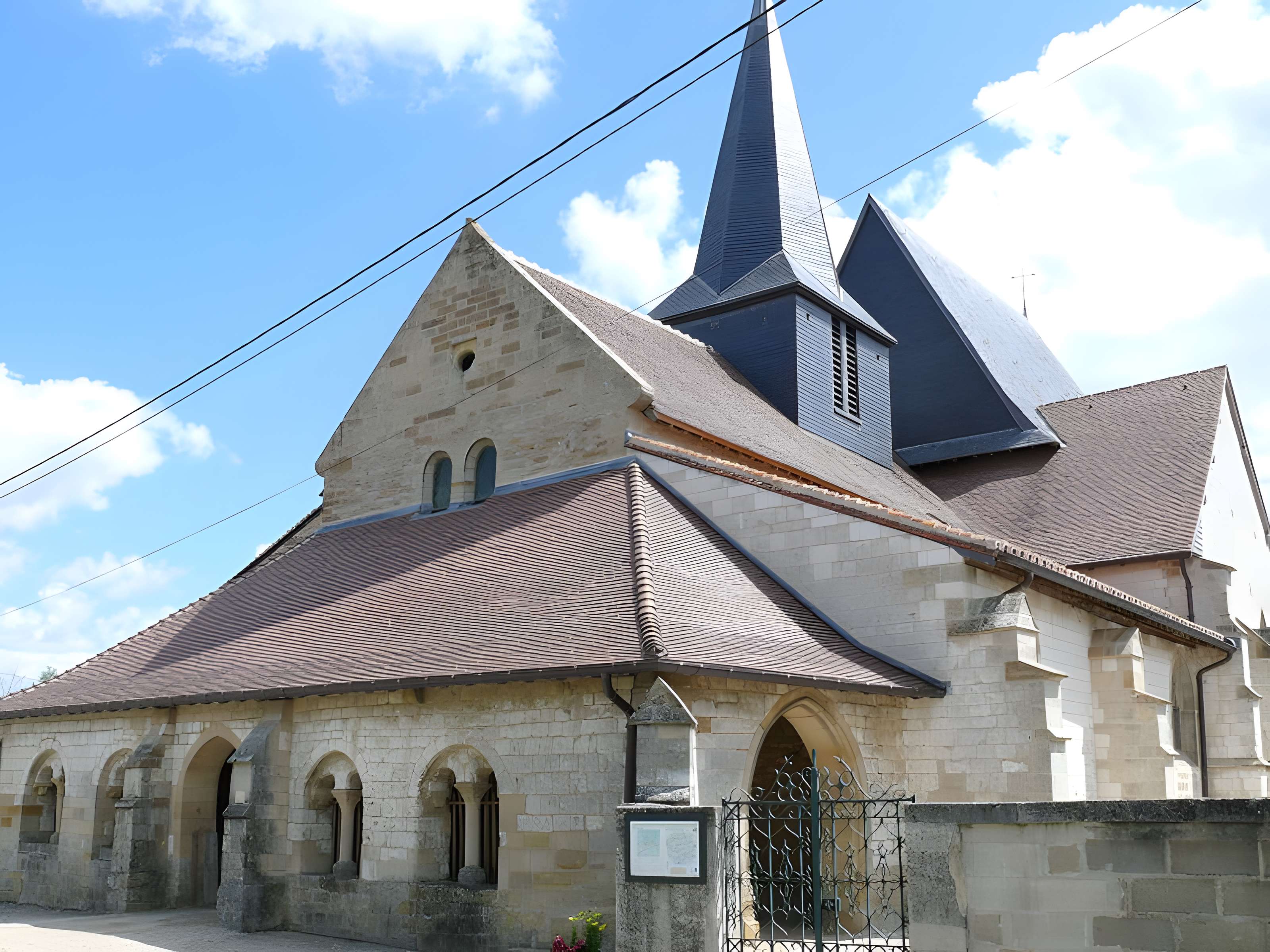 Église Saint-Symphorien de Ponthion 