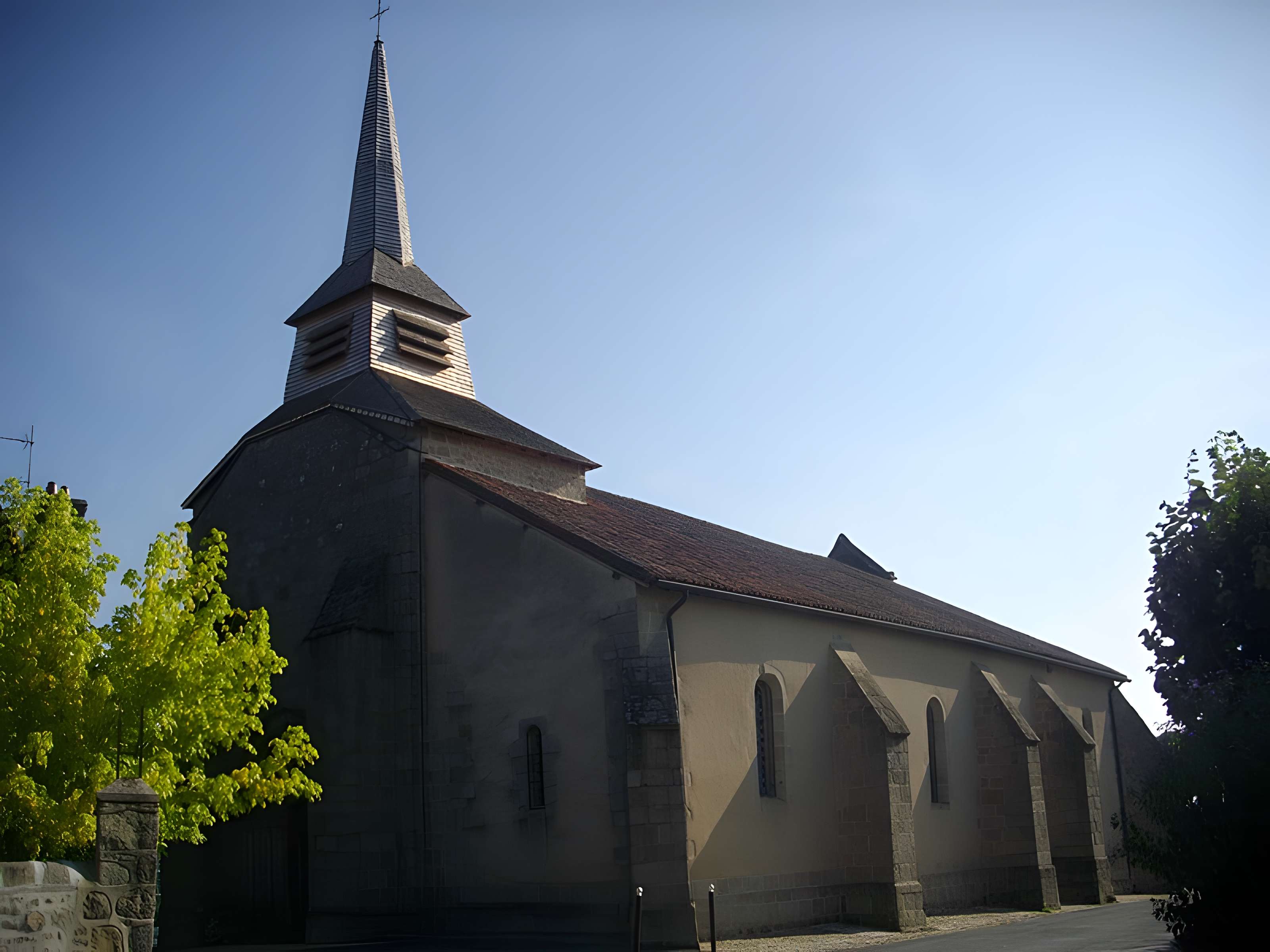 Église Saint-Symphorien de Sainte-Feyre