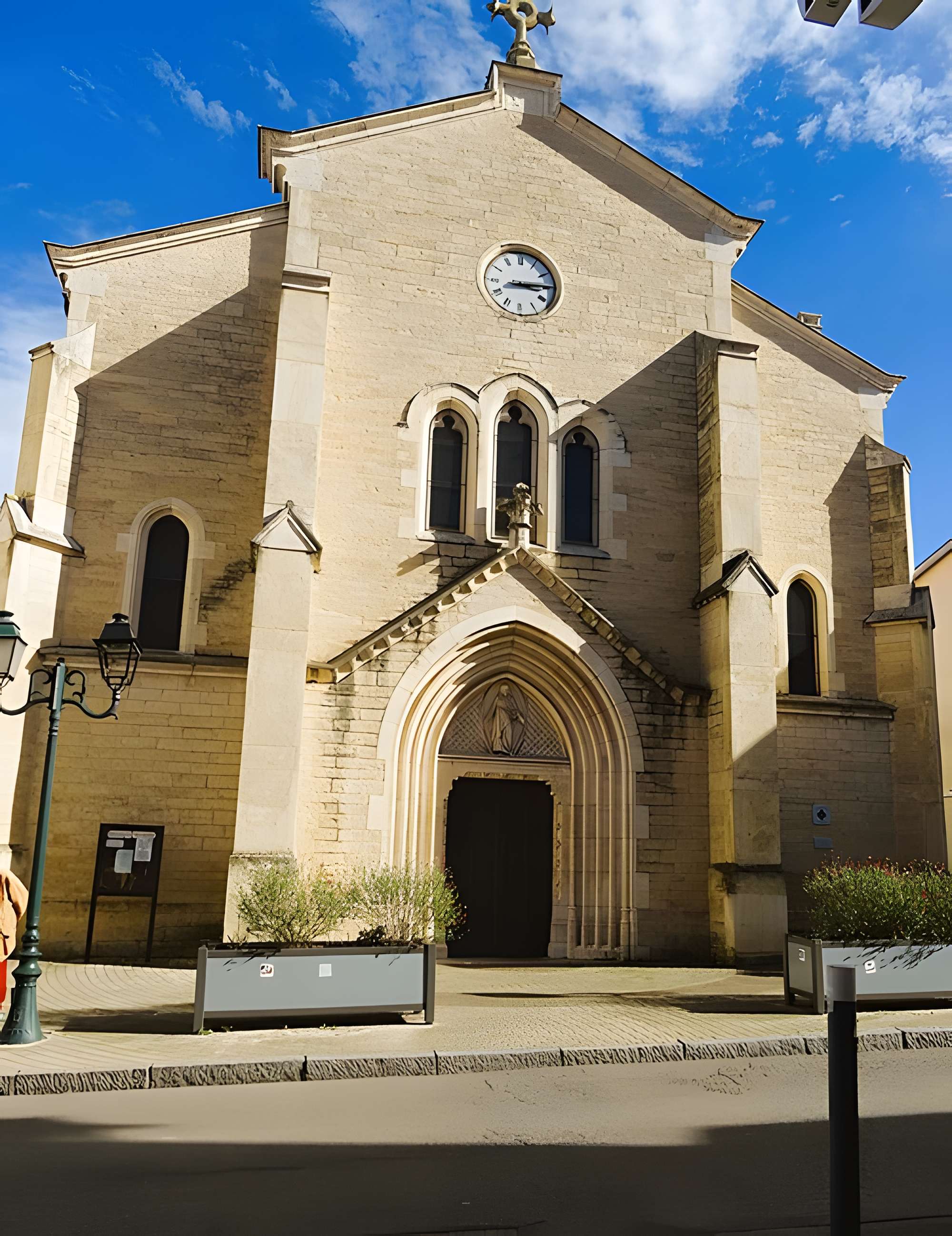 Église Saint-Symphorien de Saint-Symphorien-d'Ozon