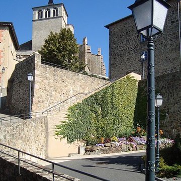 Église Saint-Symphorien de Saint-Symphorien-sur-Coise