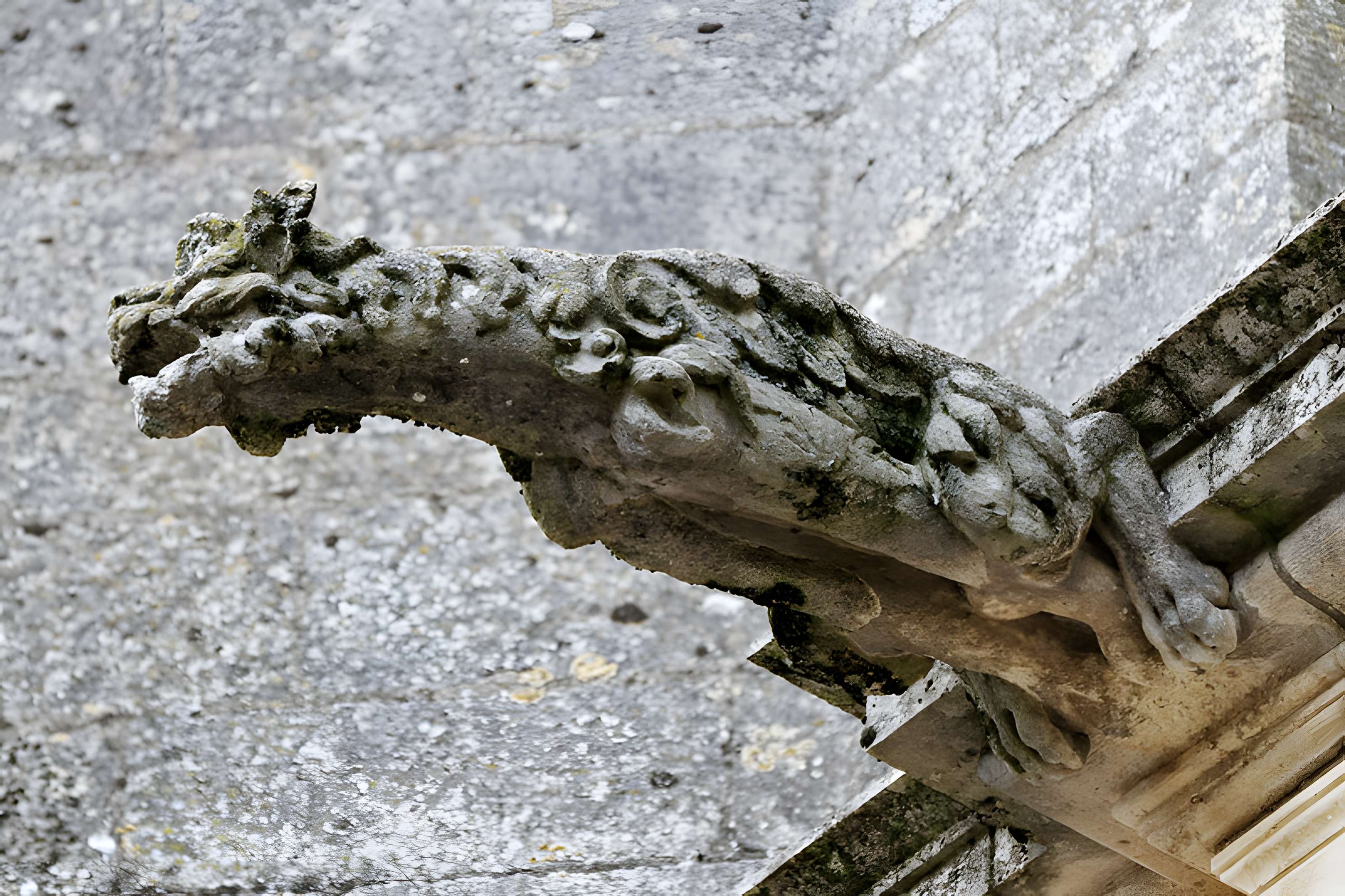 Église Saint-Symphorien de Suilly-la-Tour