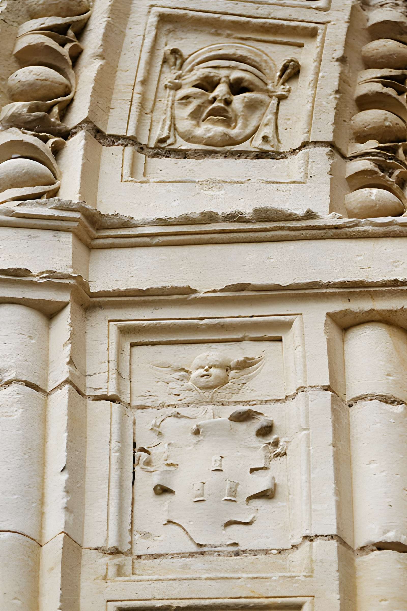 Église Saint-Symphorien de Suilly-la-Tour