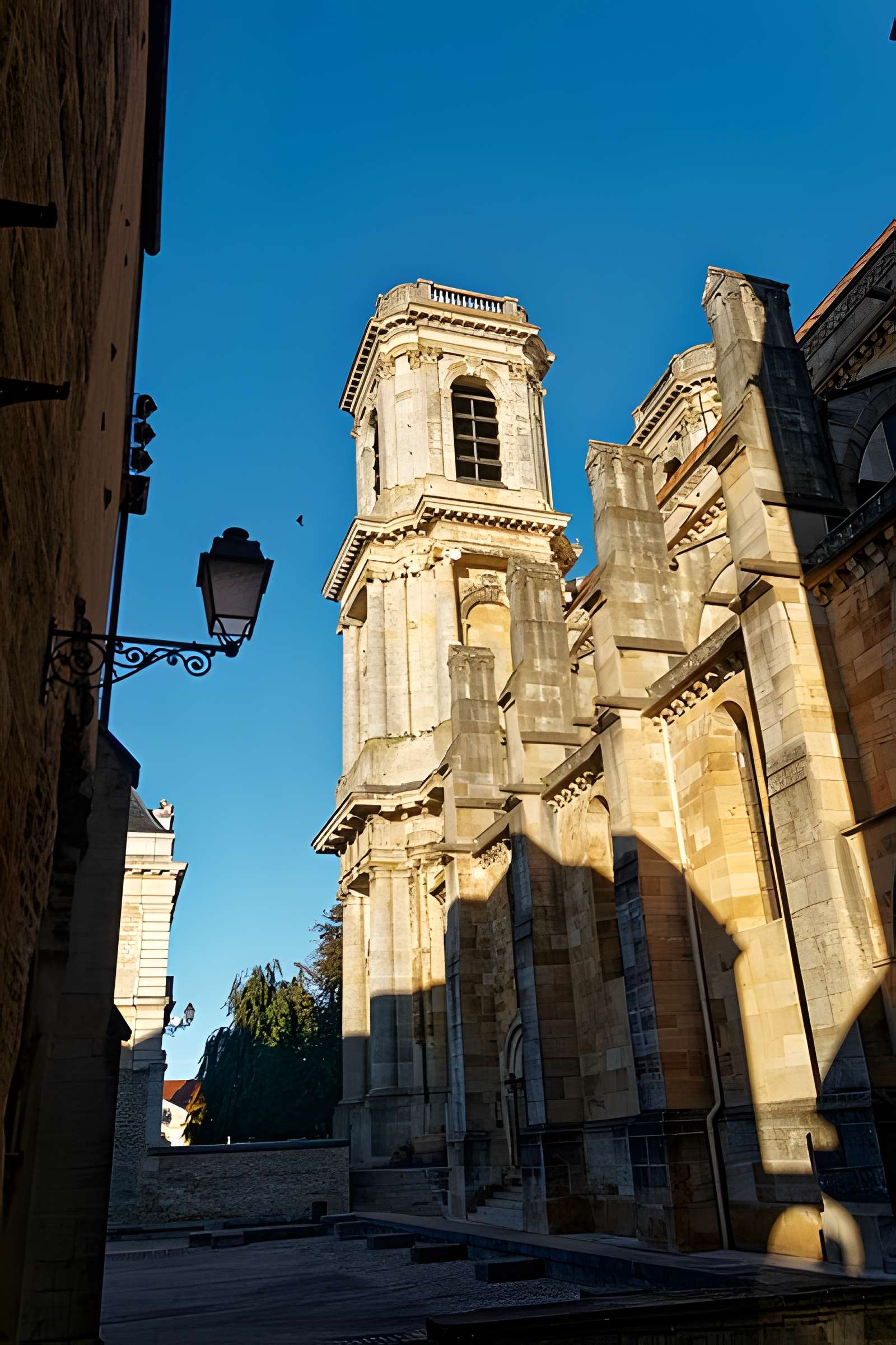 Cathédrale Saint-Mammès de Langres