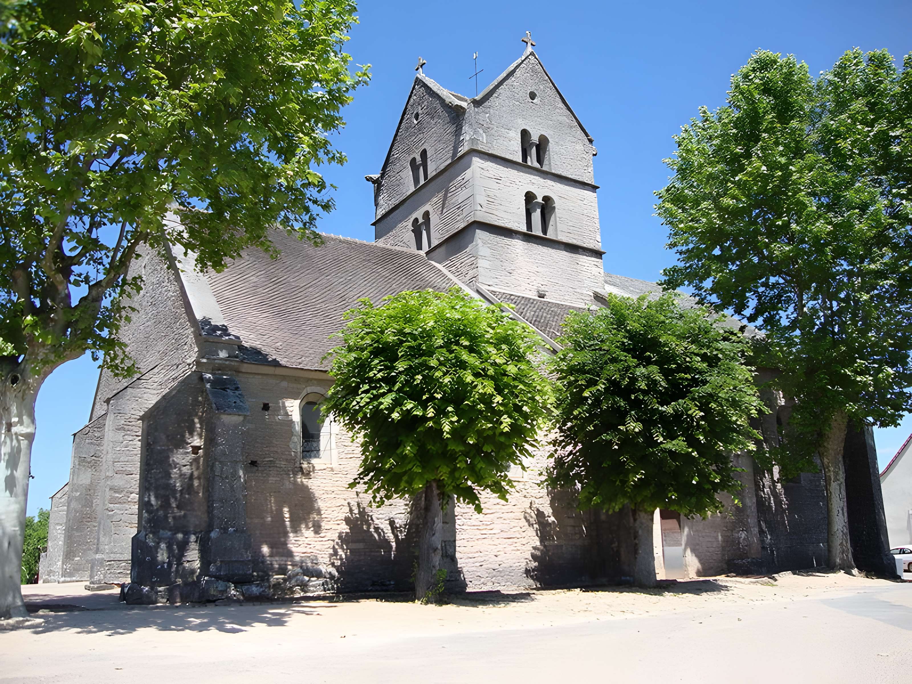 Église Saint-Symphorien de Touches 
