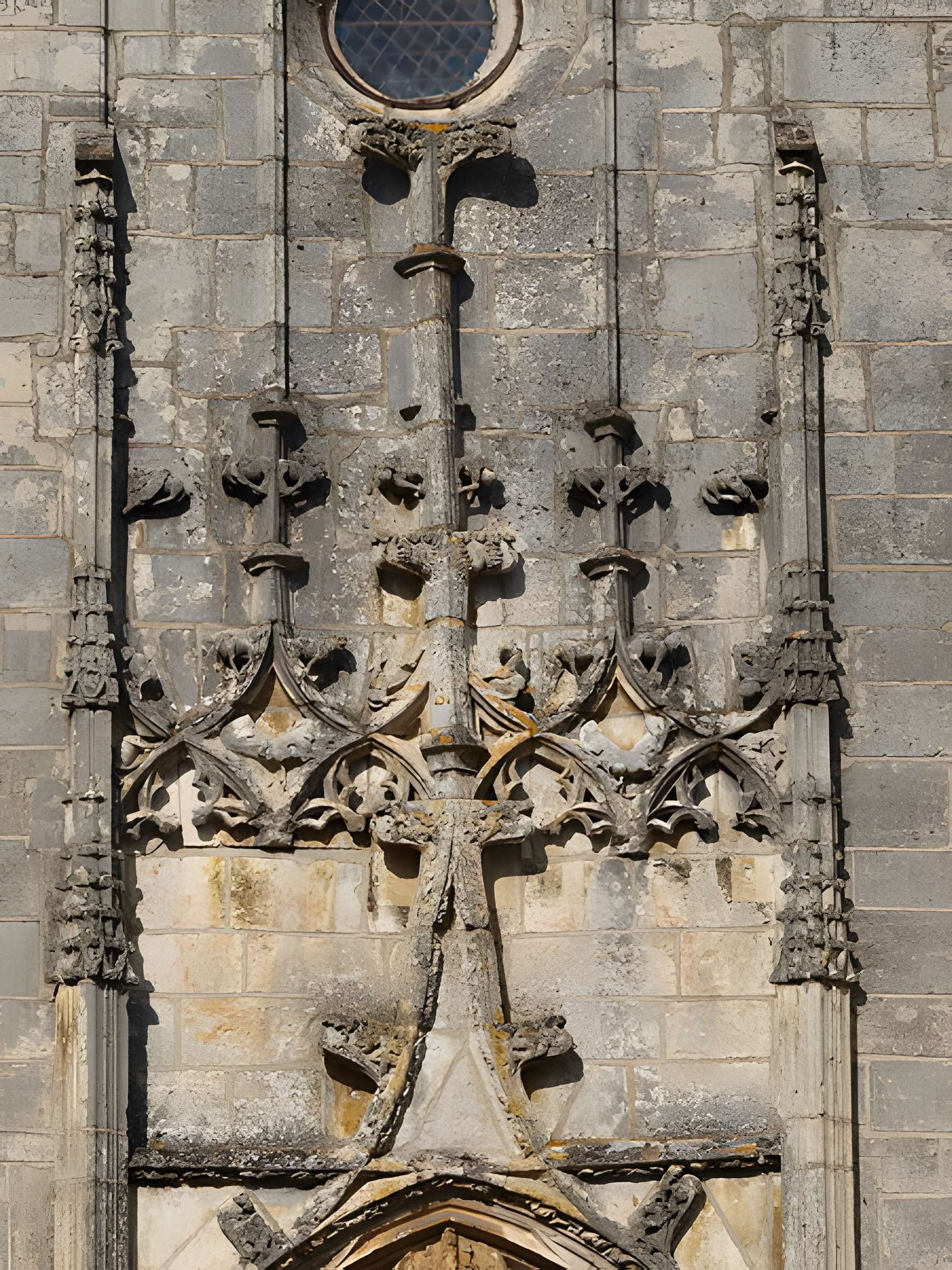 Église Saint-Symphorien de Treigny