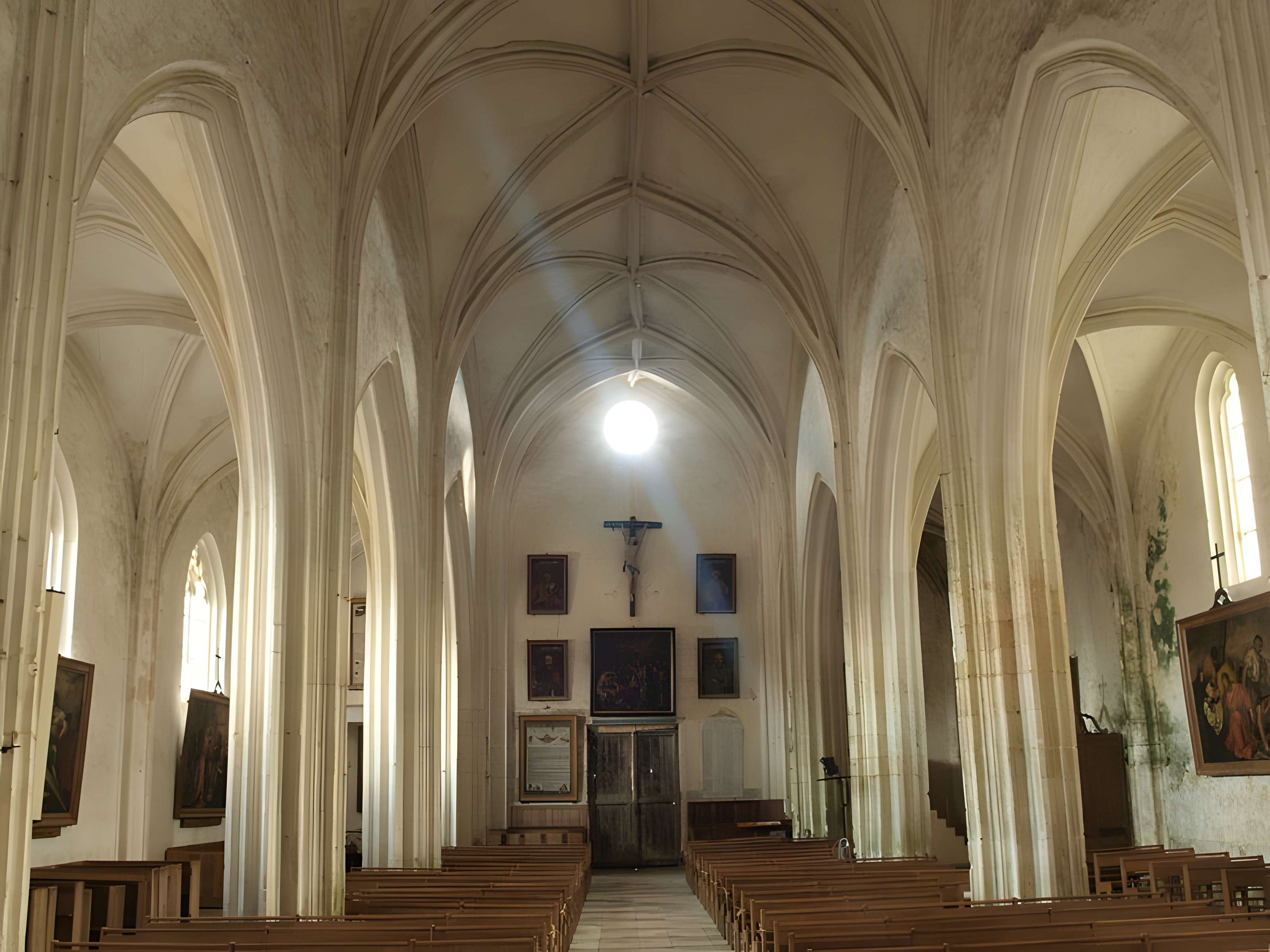 Église Saint-Symphorien de Treigny