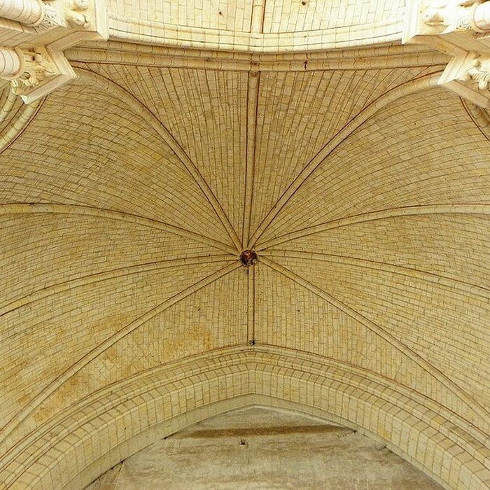 Photo de Église Saint-Symphorien du Vieil-Baugé