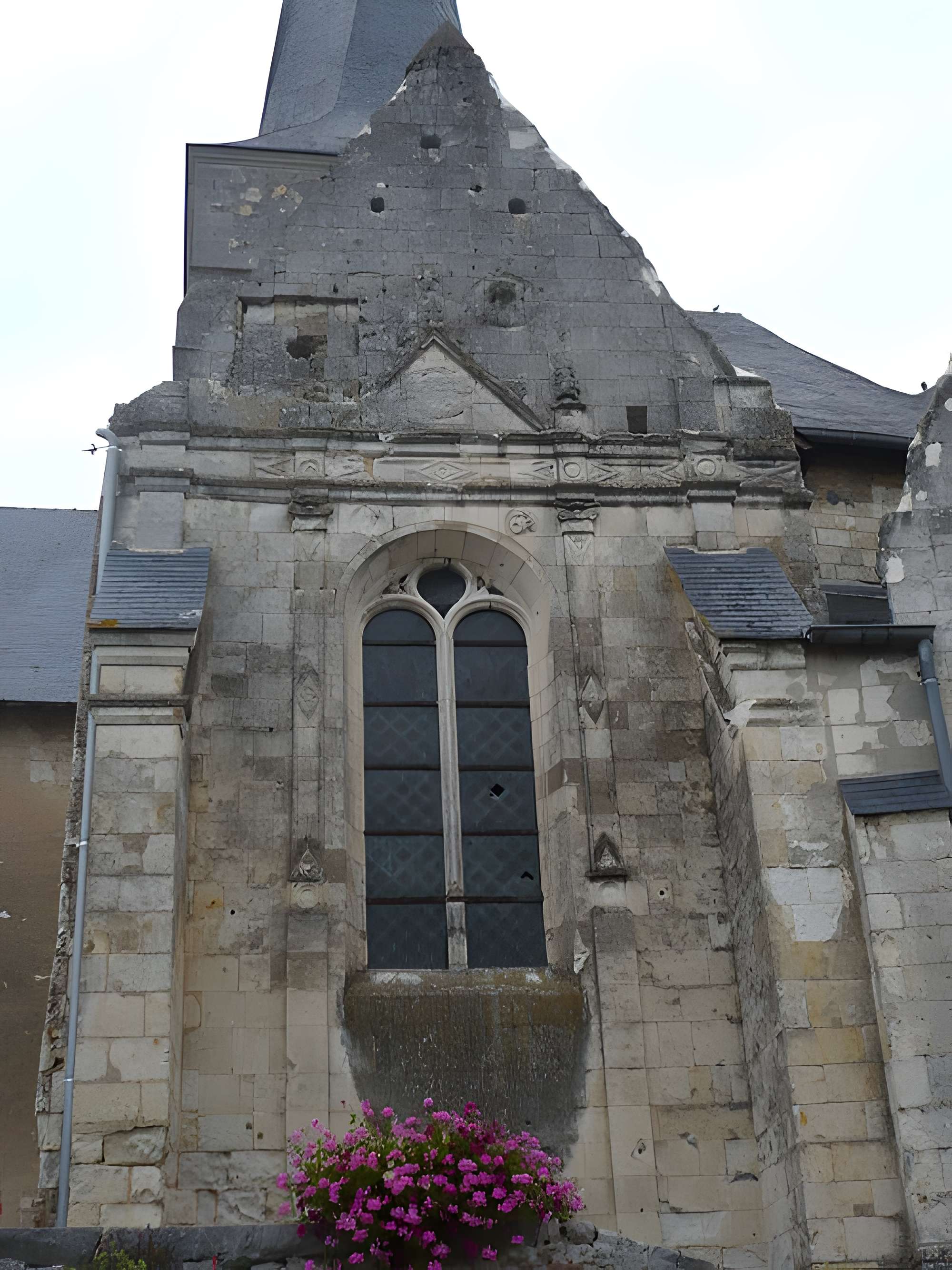 Église Saint-Symphorien du Vieil-Baugé