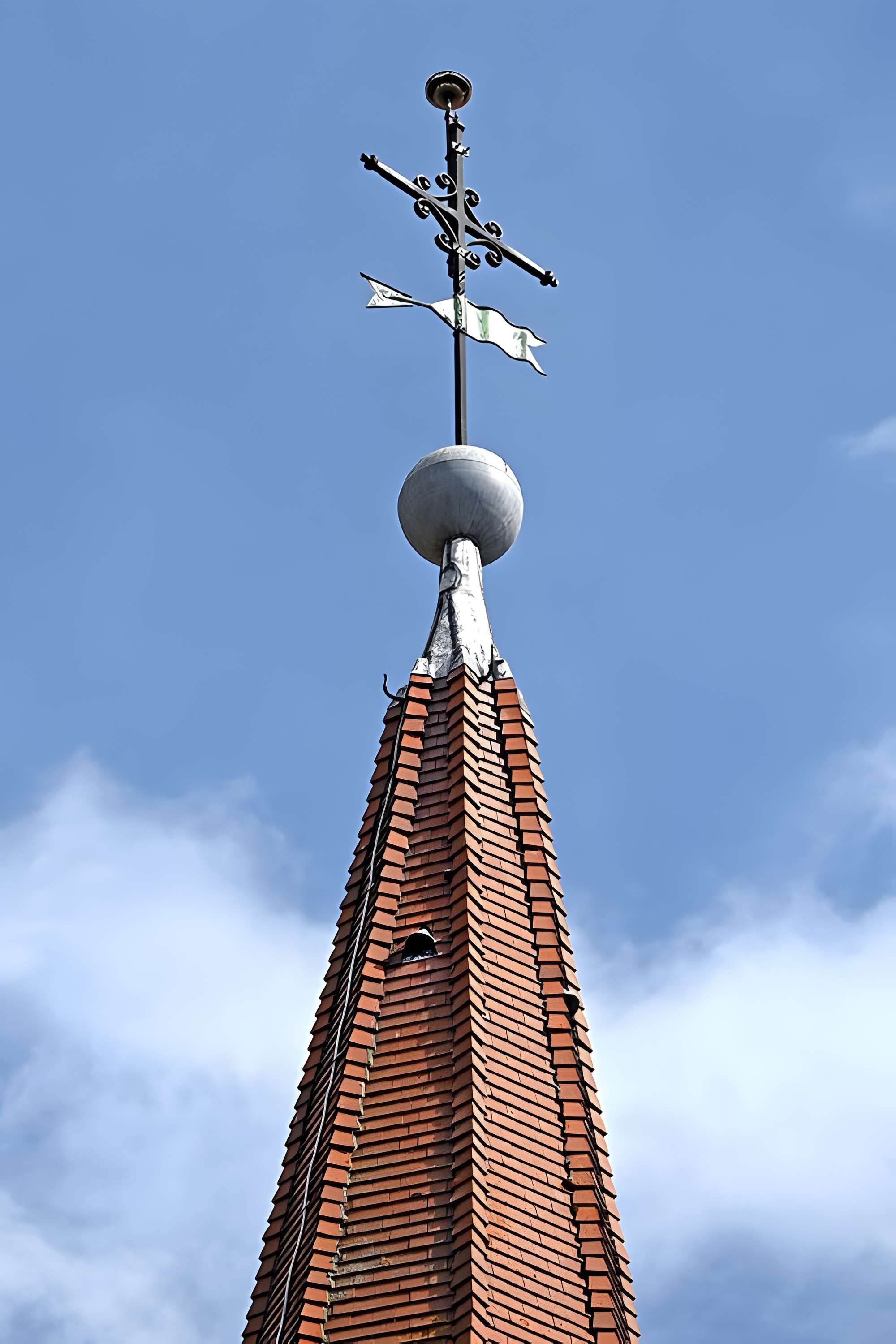 Église Saint-Symphorien d'Usson-en-Forez