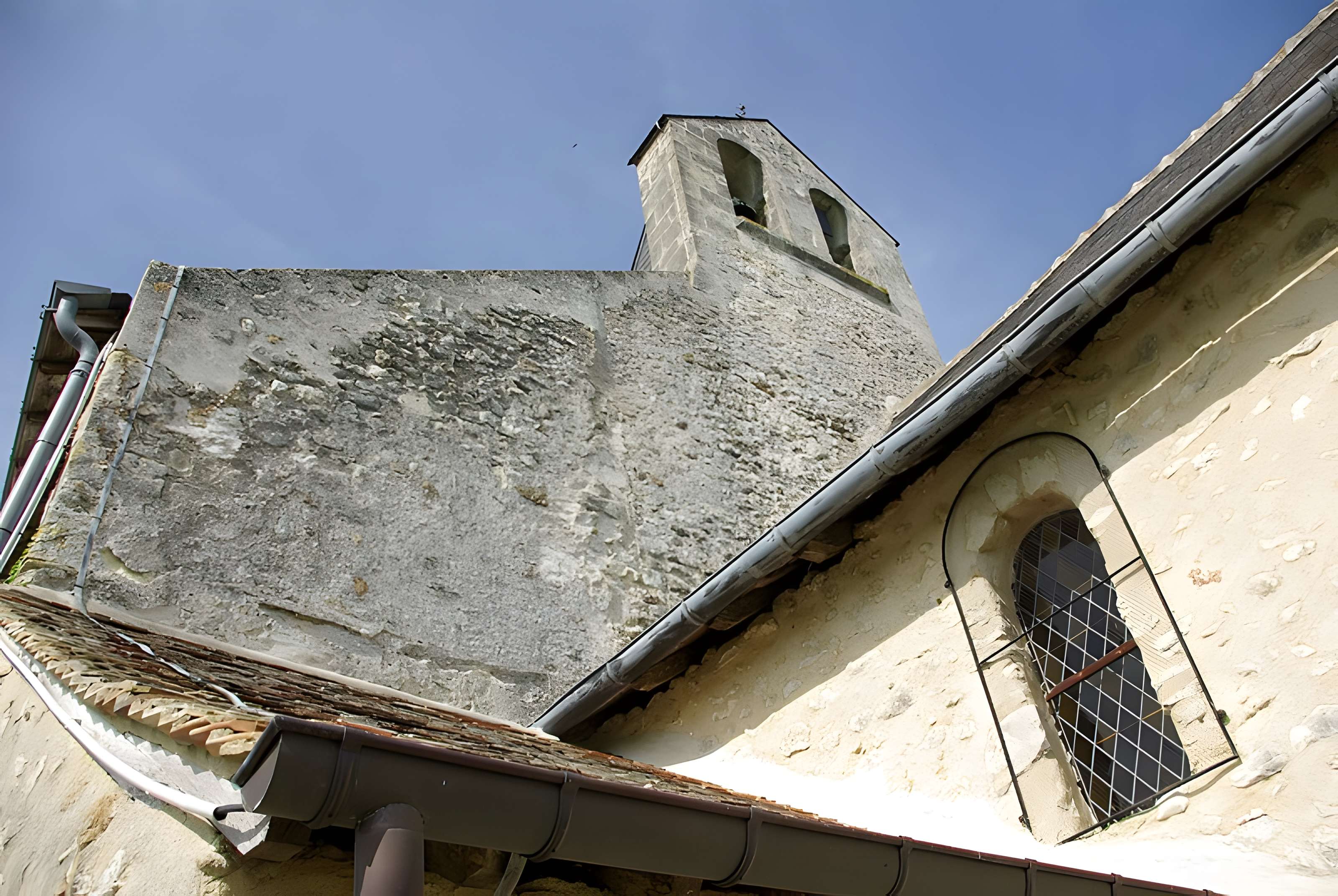 Église Saint-Symphorien-les-Ponceaux d'Avrille-les-Ponceaux