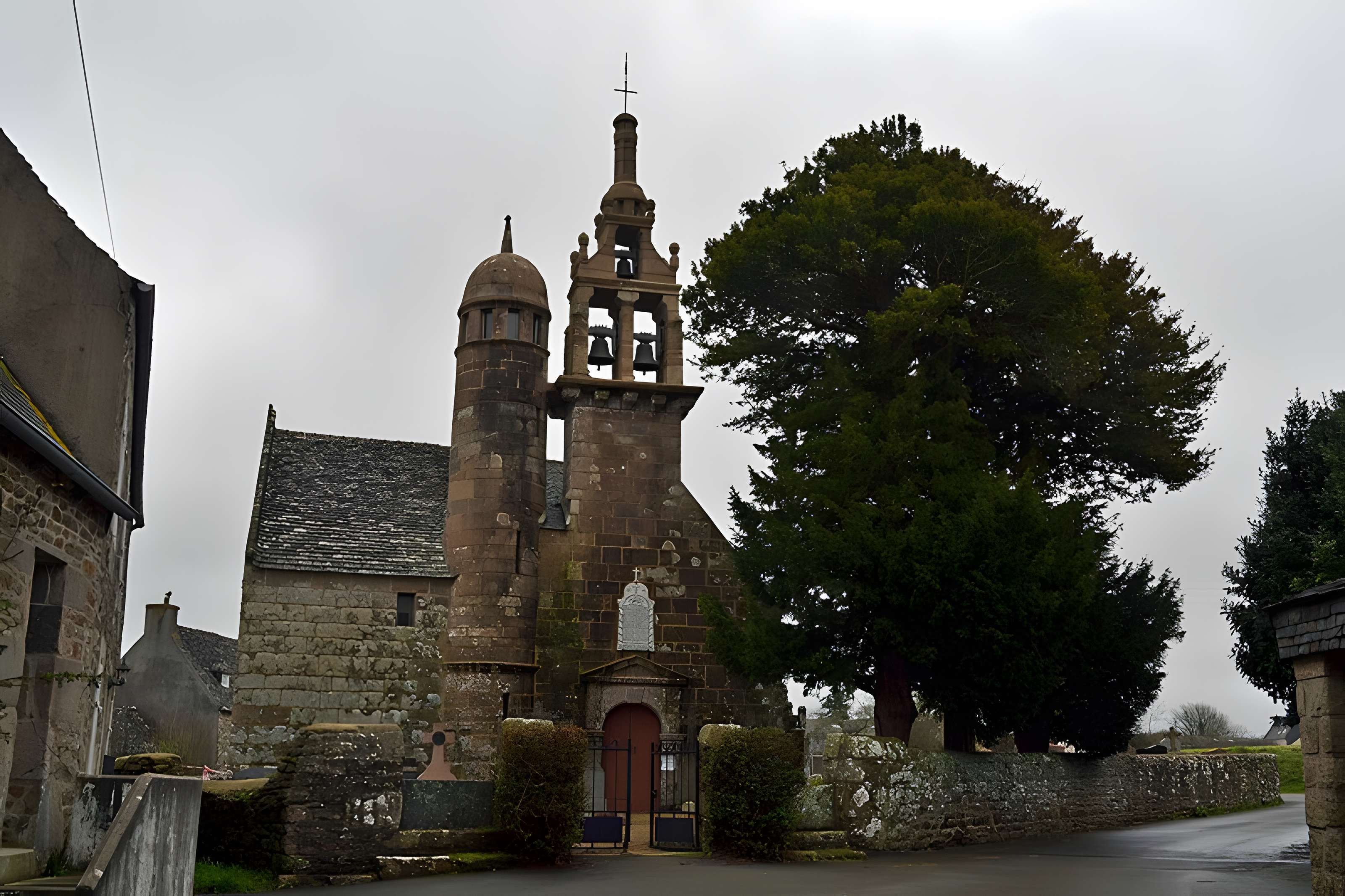 Église Saint-Théodore de Tréduder