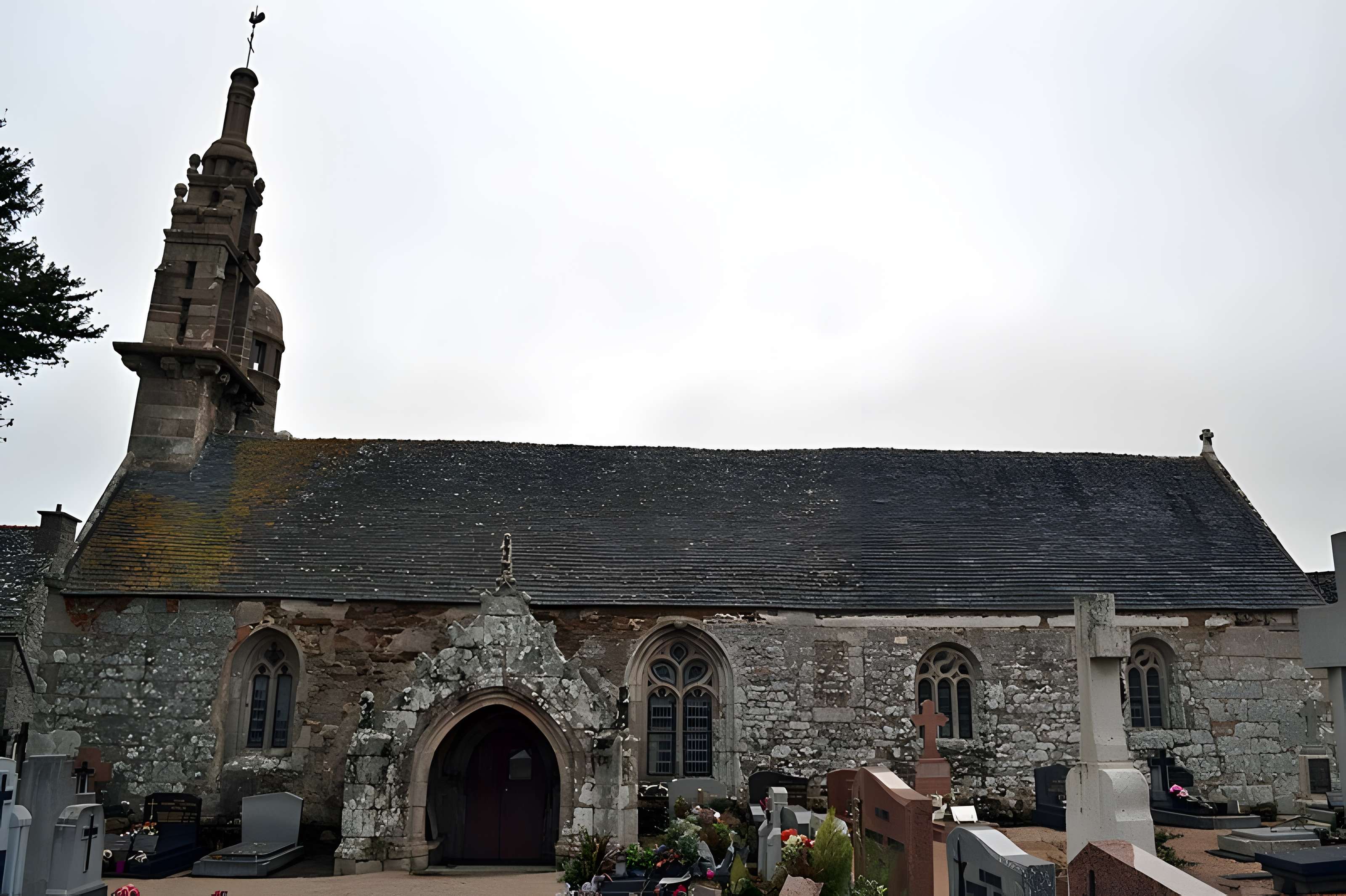 Église Saint-Théodore de Tréduder