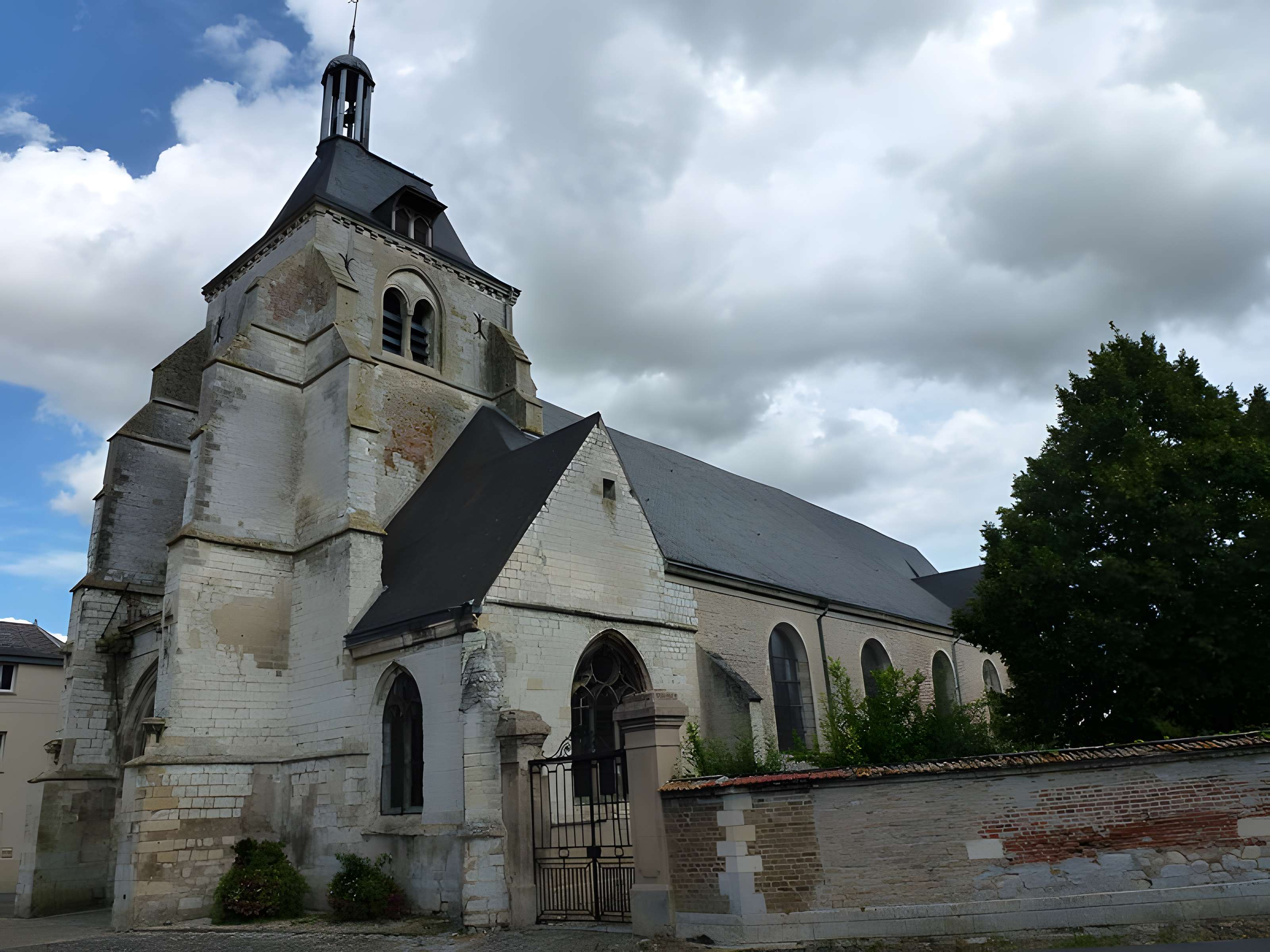 Église Saint-Thibault de Château-Porcien