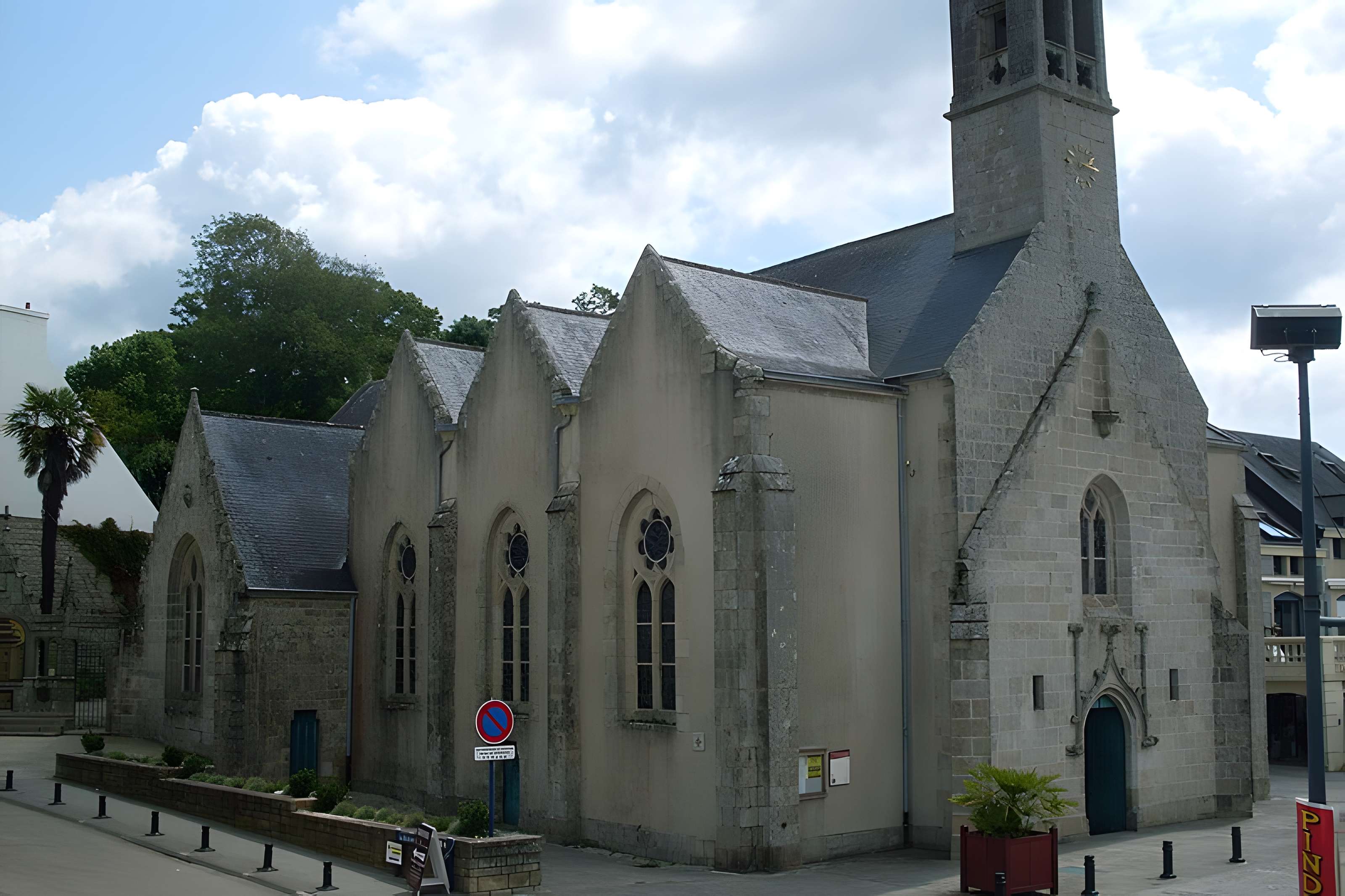 Église Saint-Thomas-Becket de Bénodet