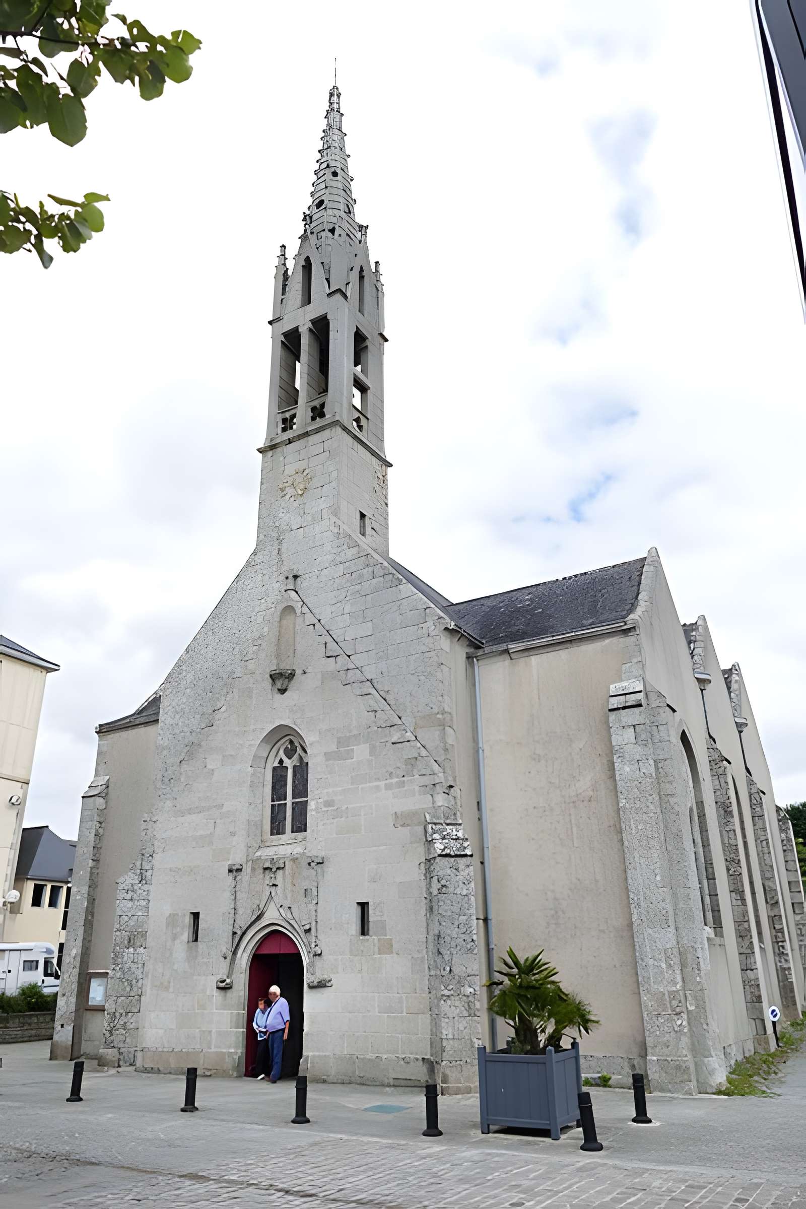Église Saint-Thomas-Becket de Bénodet