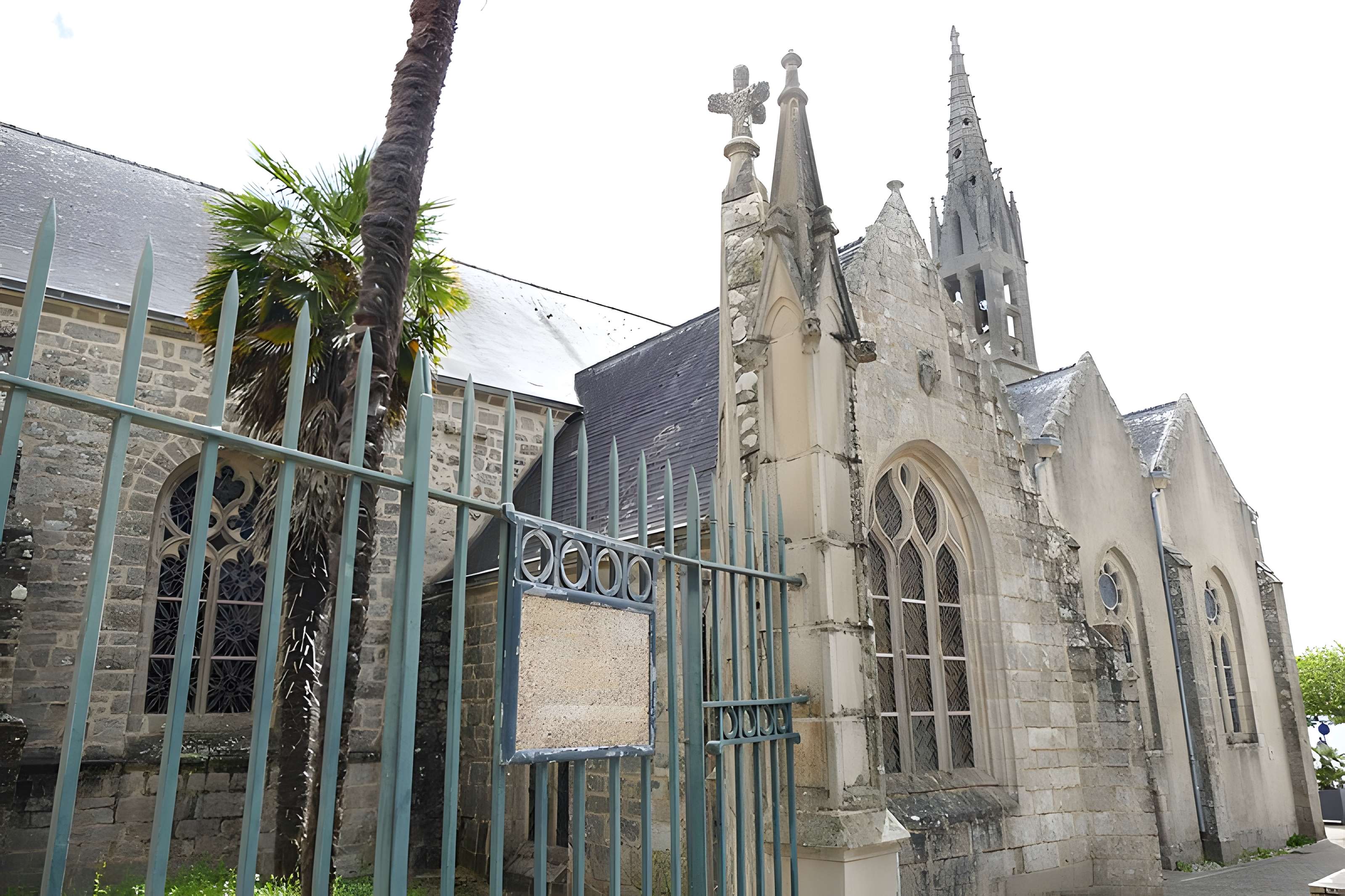 Église Saint-Thomas-Becket de Bénodet