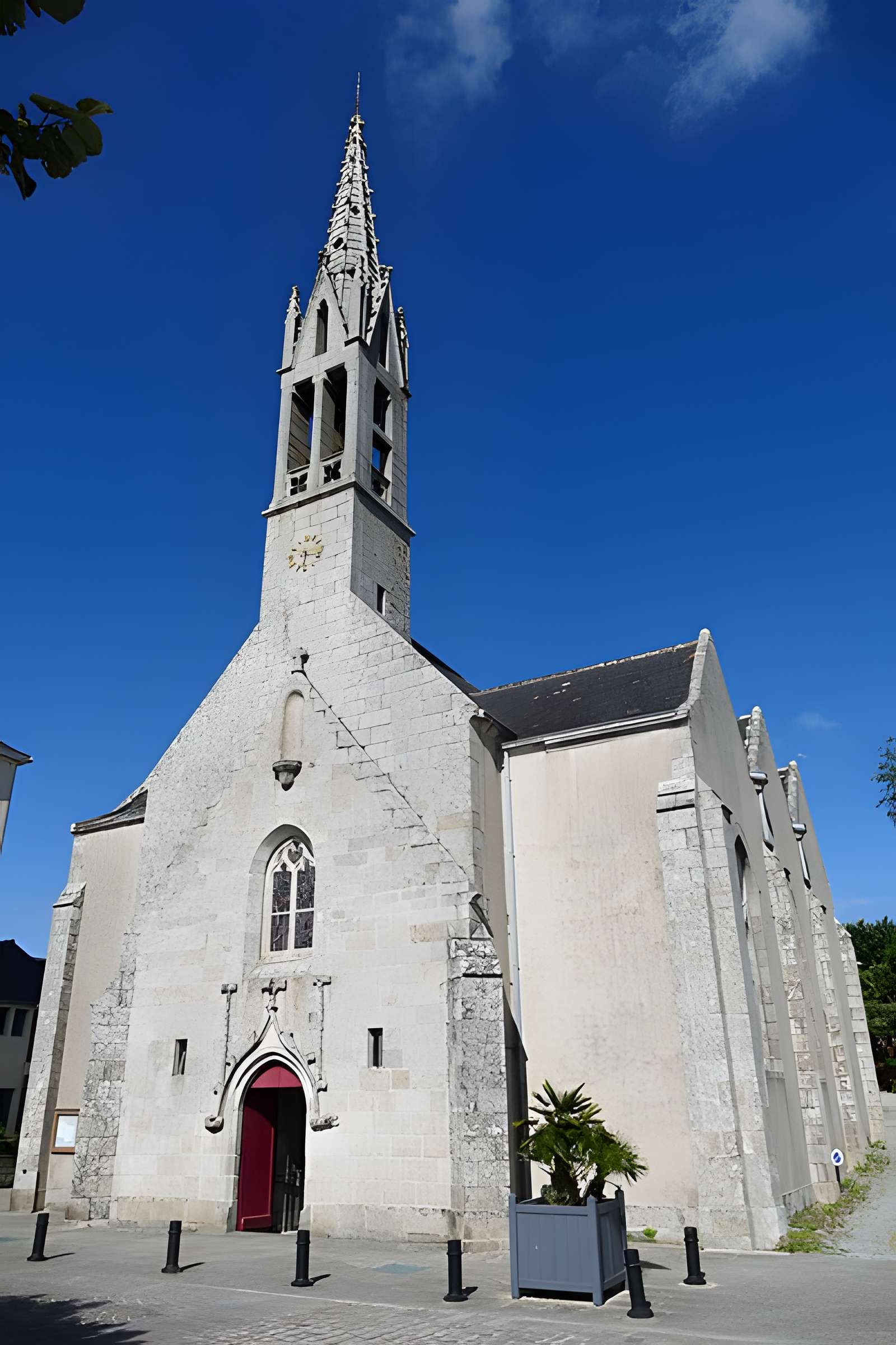 Église Saint-Thomas-Becket de Bénodet
