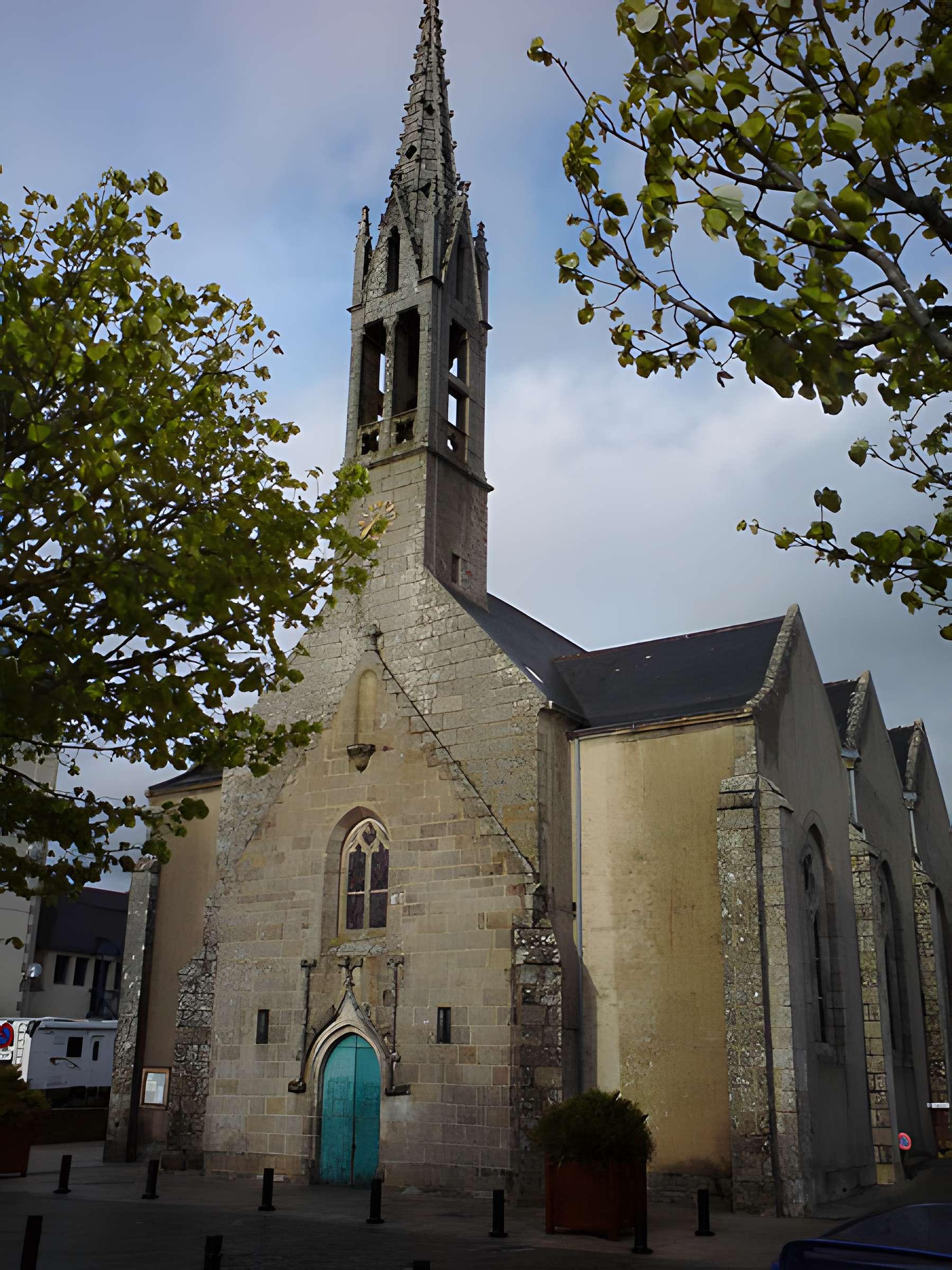 Église Saint-Thomas-Becket de Bénodet