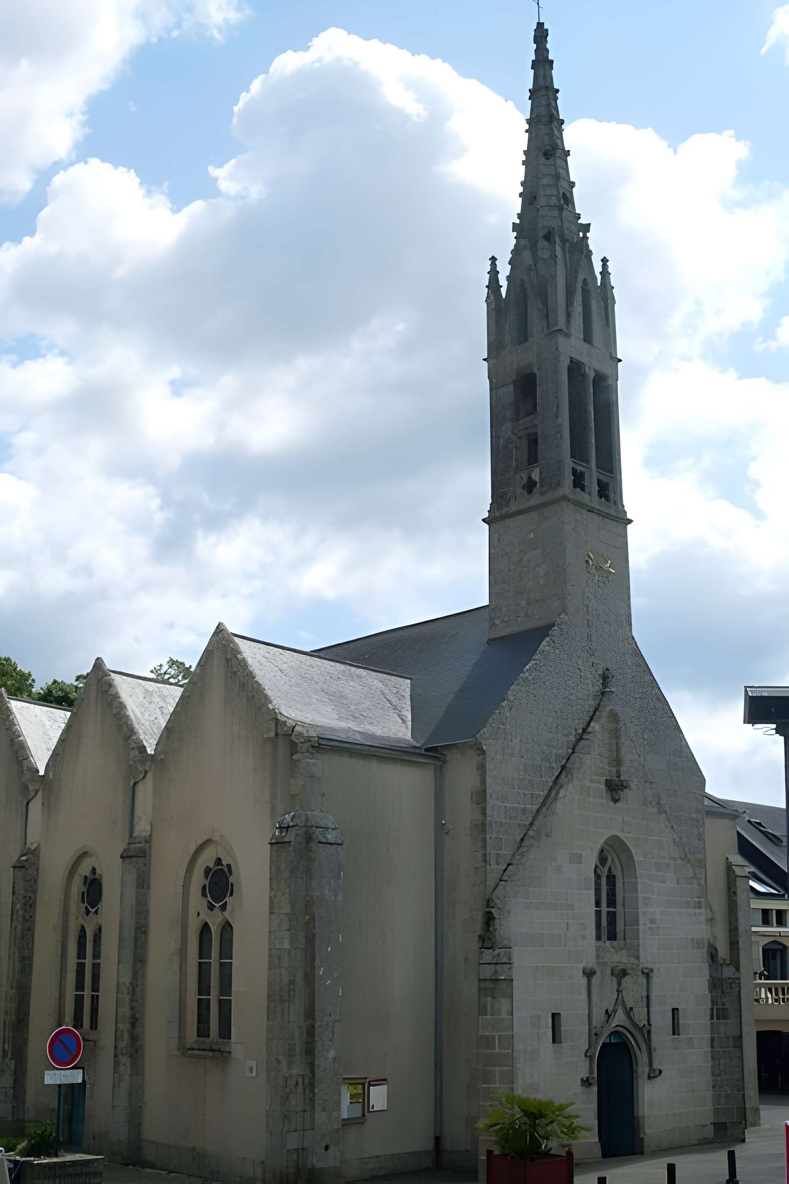 Église Saint-Thomas-Becket de Bénodet 