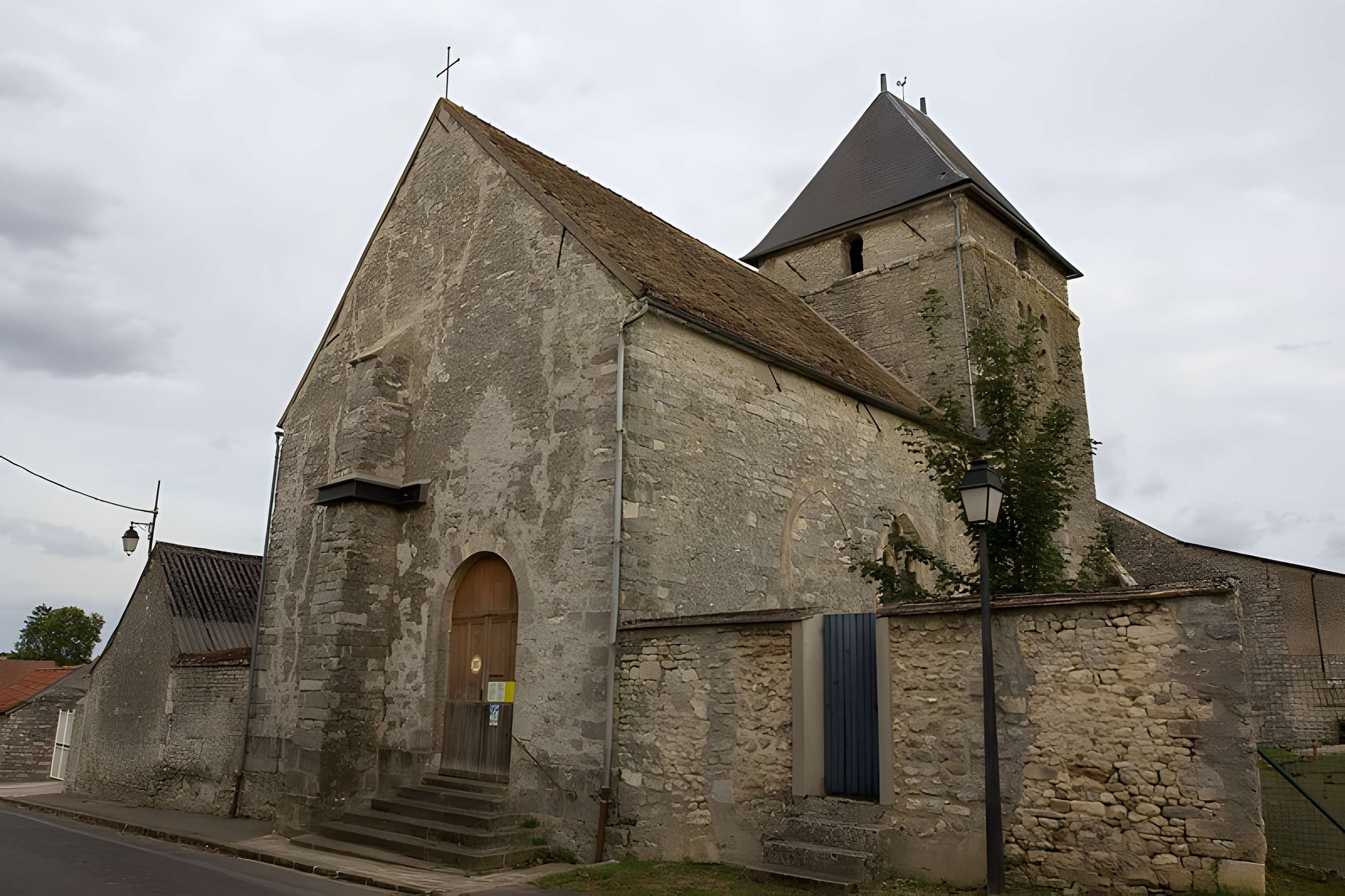 Église Saint-Thomas-Becket de Villeneuve-sur-Auvers