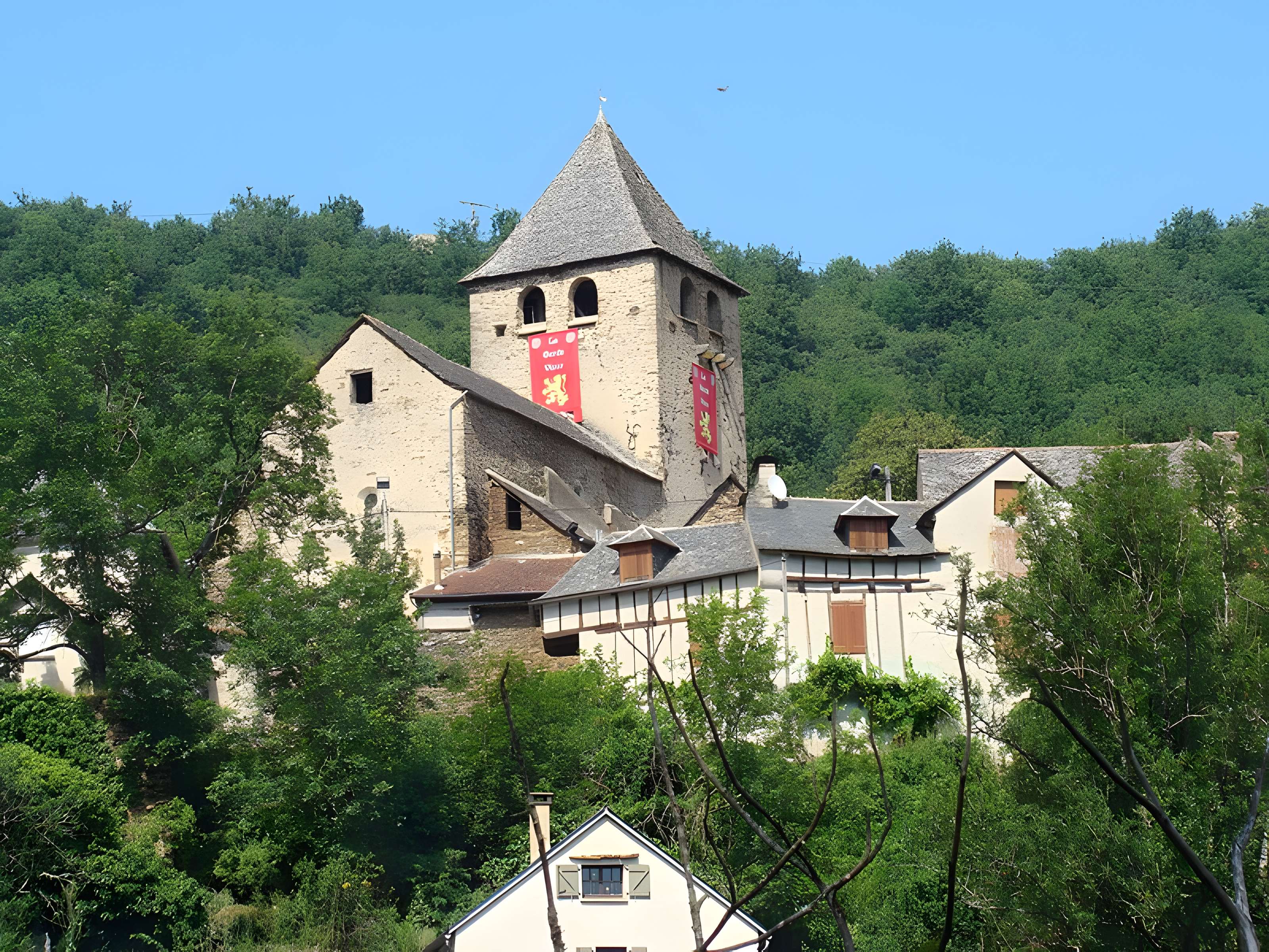 Église Saint-Thomas-de-Cantorbéry de Lagarde-Viaur