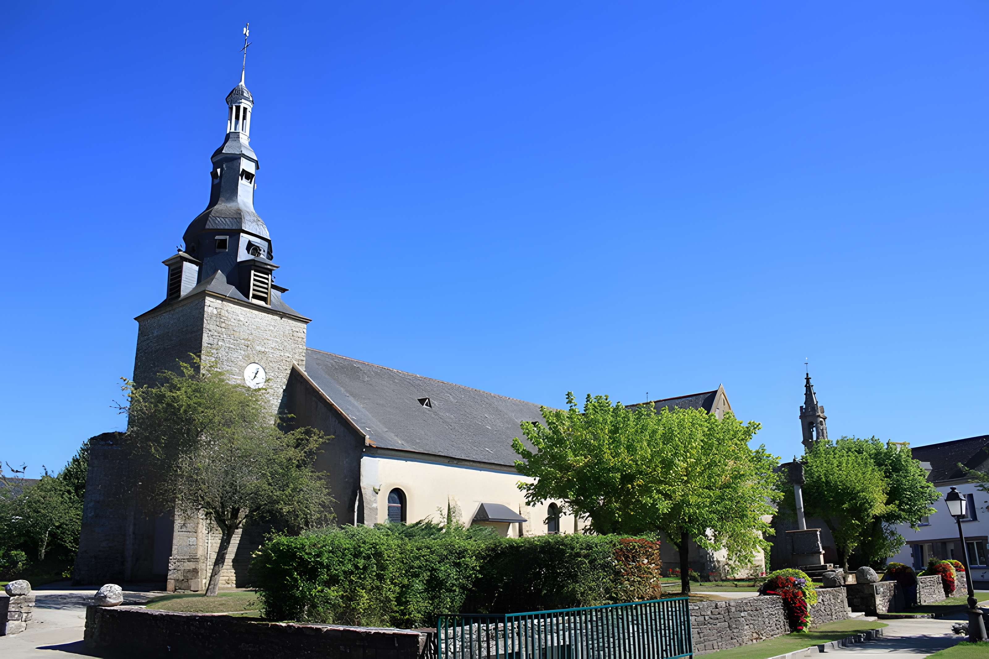 Église Saint-Thuriau de Plumergat
