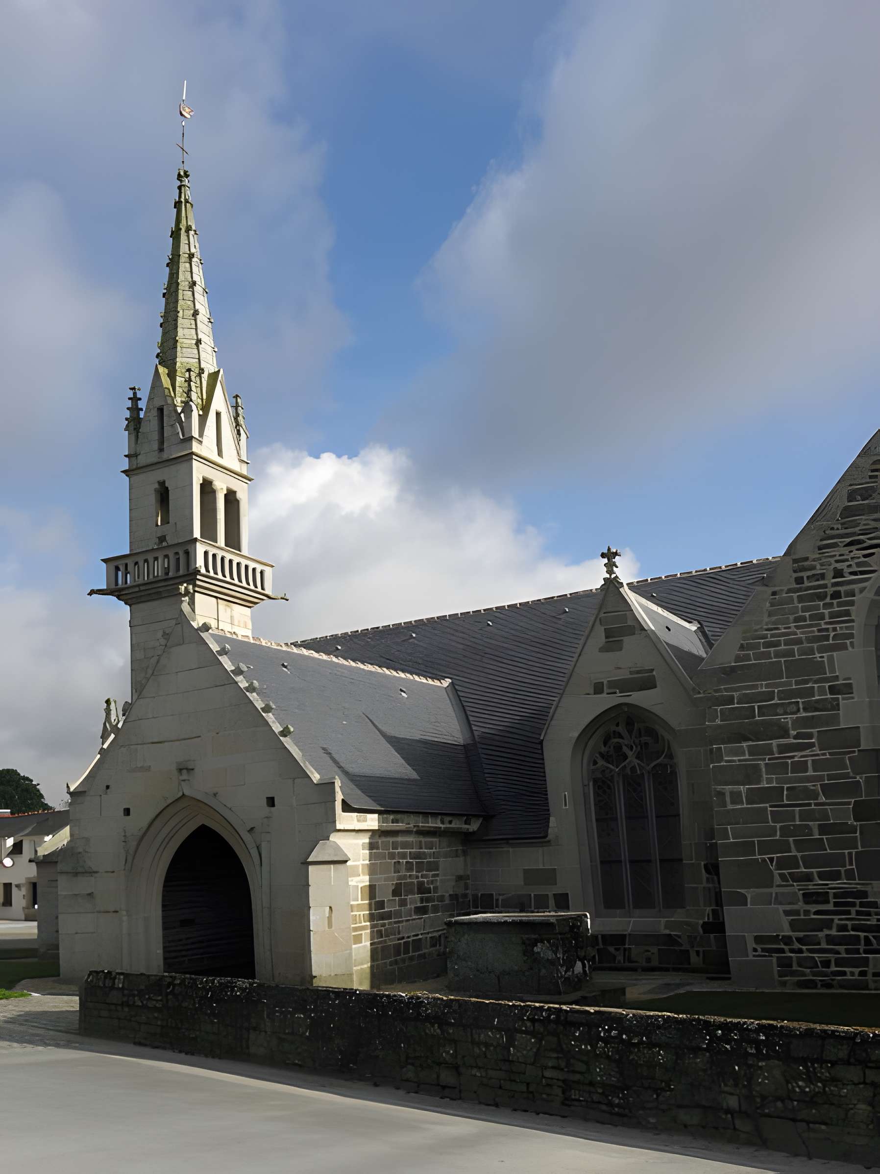 Église Saint-Tremeur de Kergloff