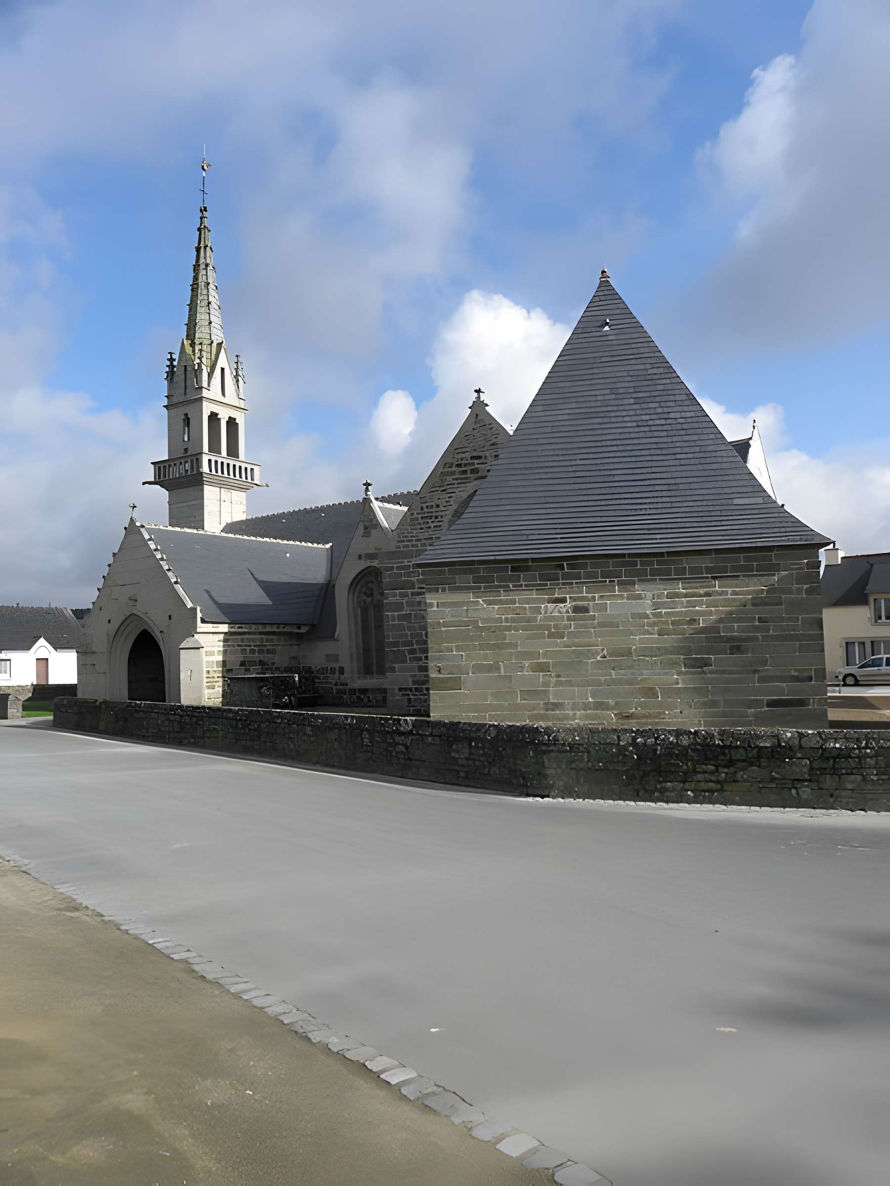 Église Saint-Tremeur de Kergloff