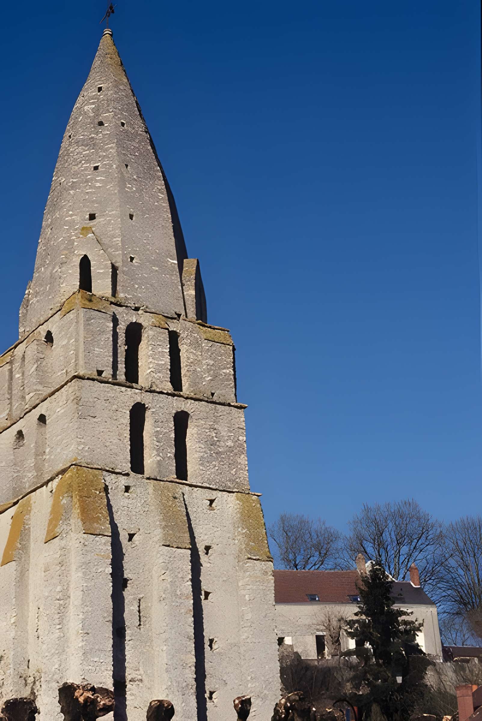 Église Saint-Urbain de Courçay