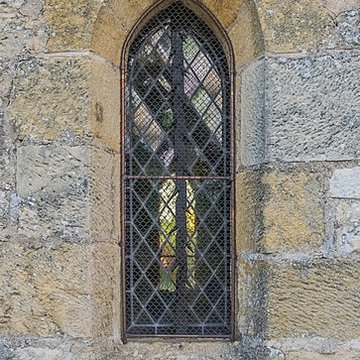 Église Saint-Urbain de Vézac