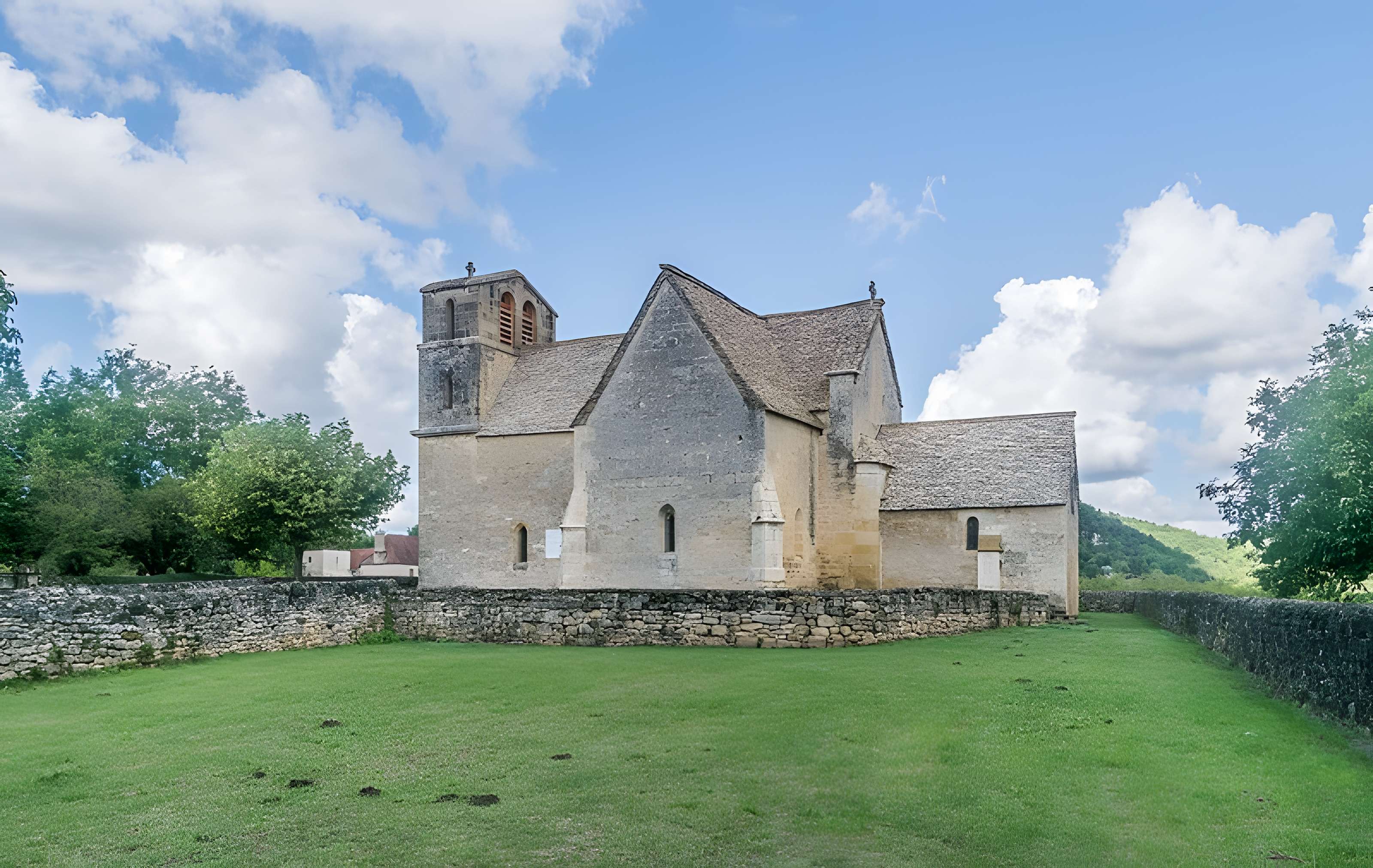 Église Saint-Urbain de Vézac