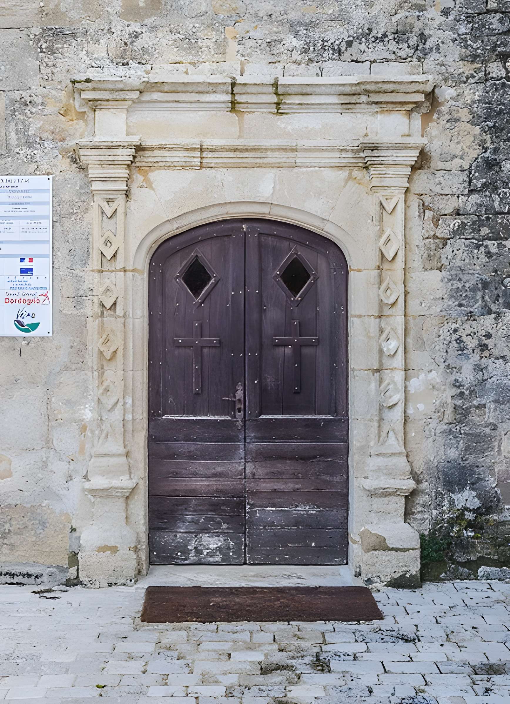 Église Saint-Urbain de Vézac