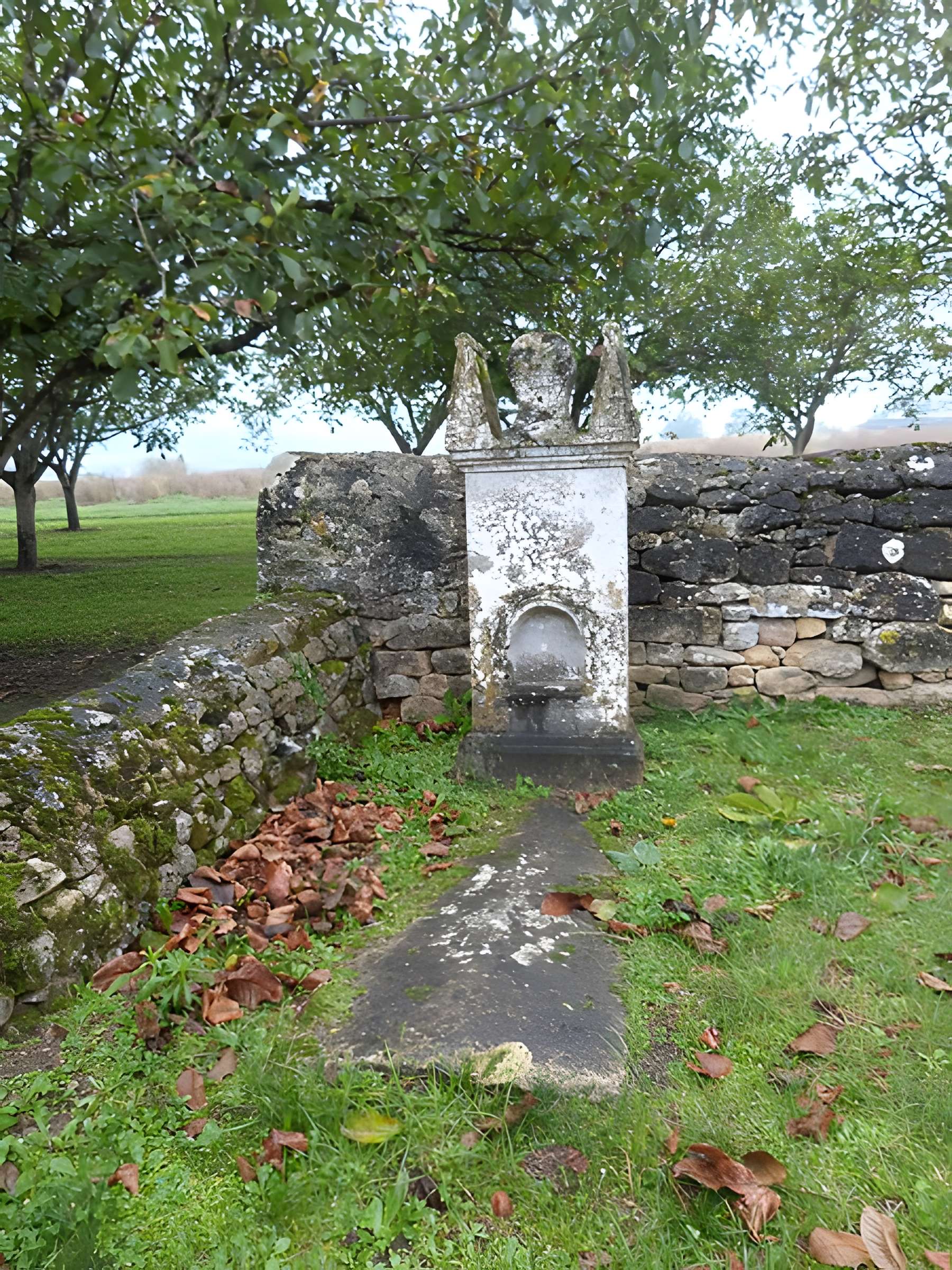 Église Saint-Urbain de Vézac
