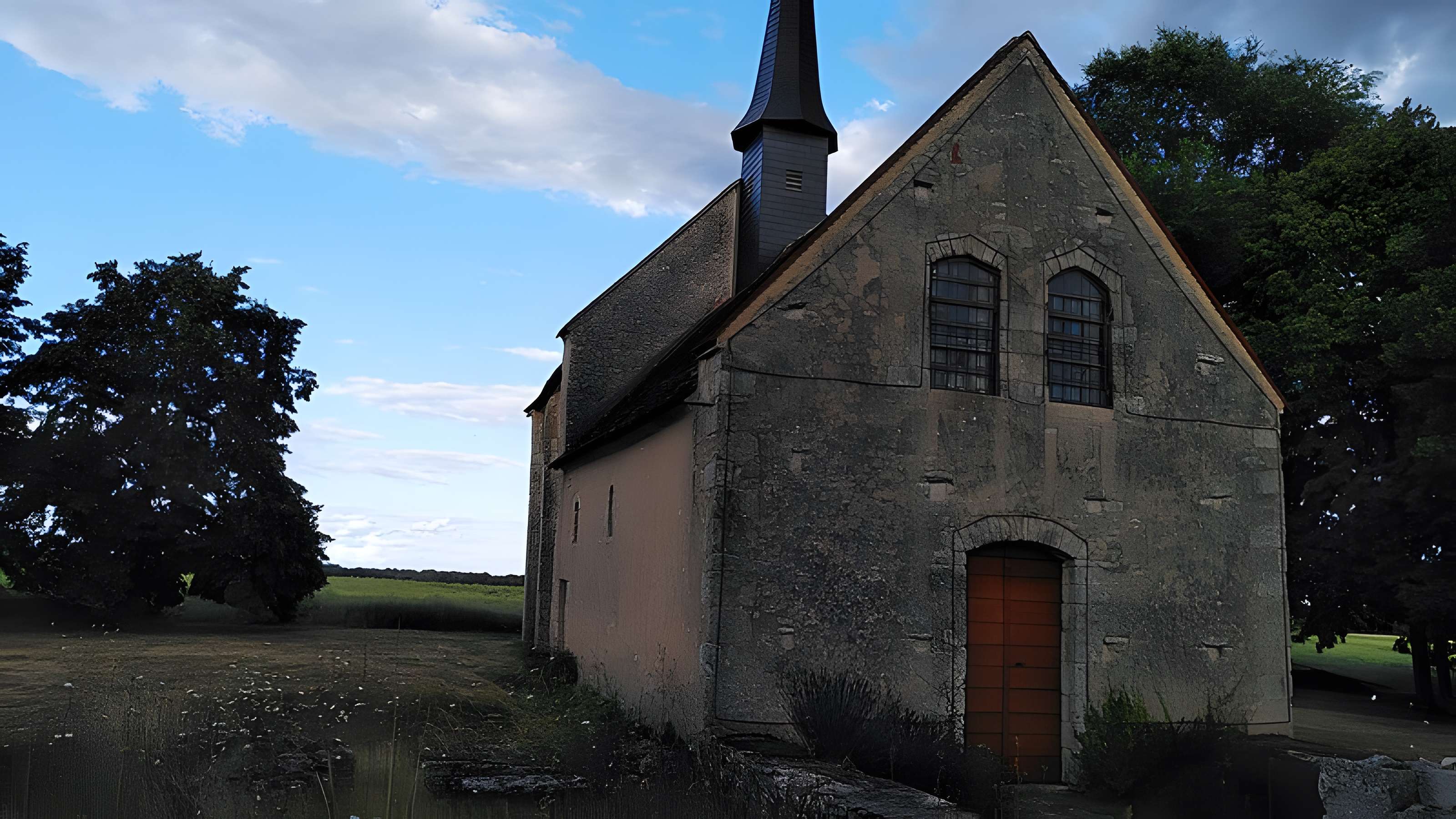 Eglise Saint-Ursin (ancienne église Saint-Vasin)