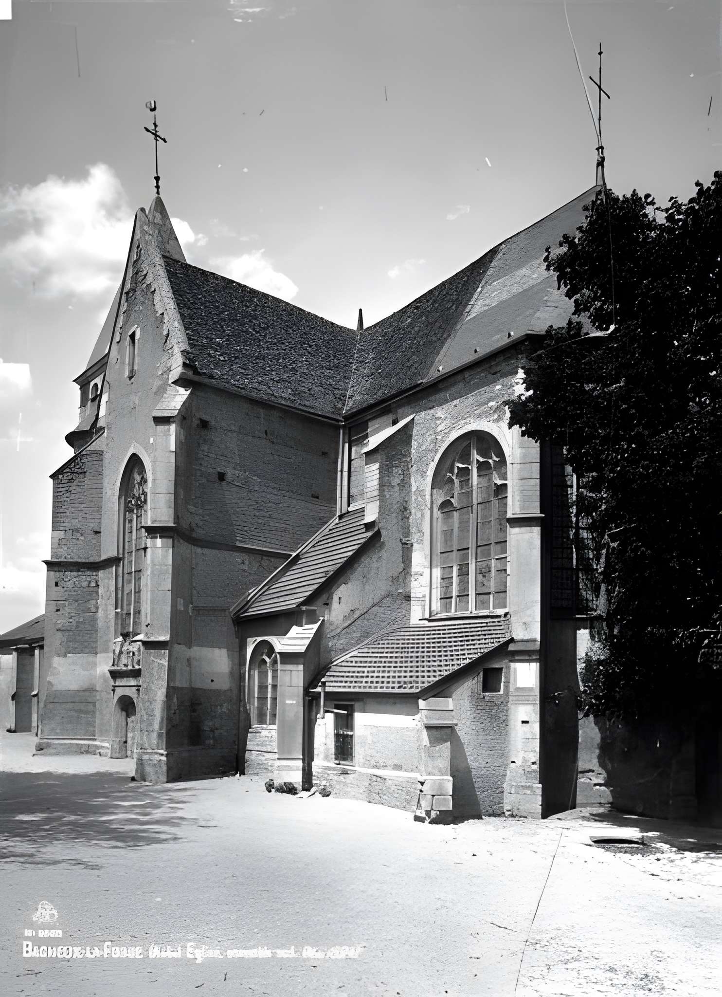 Église Saint-Valentin de Bagneux-la-Fosse