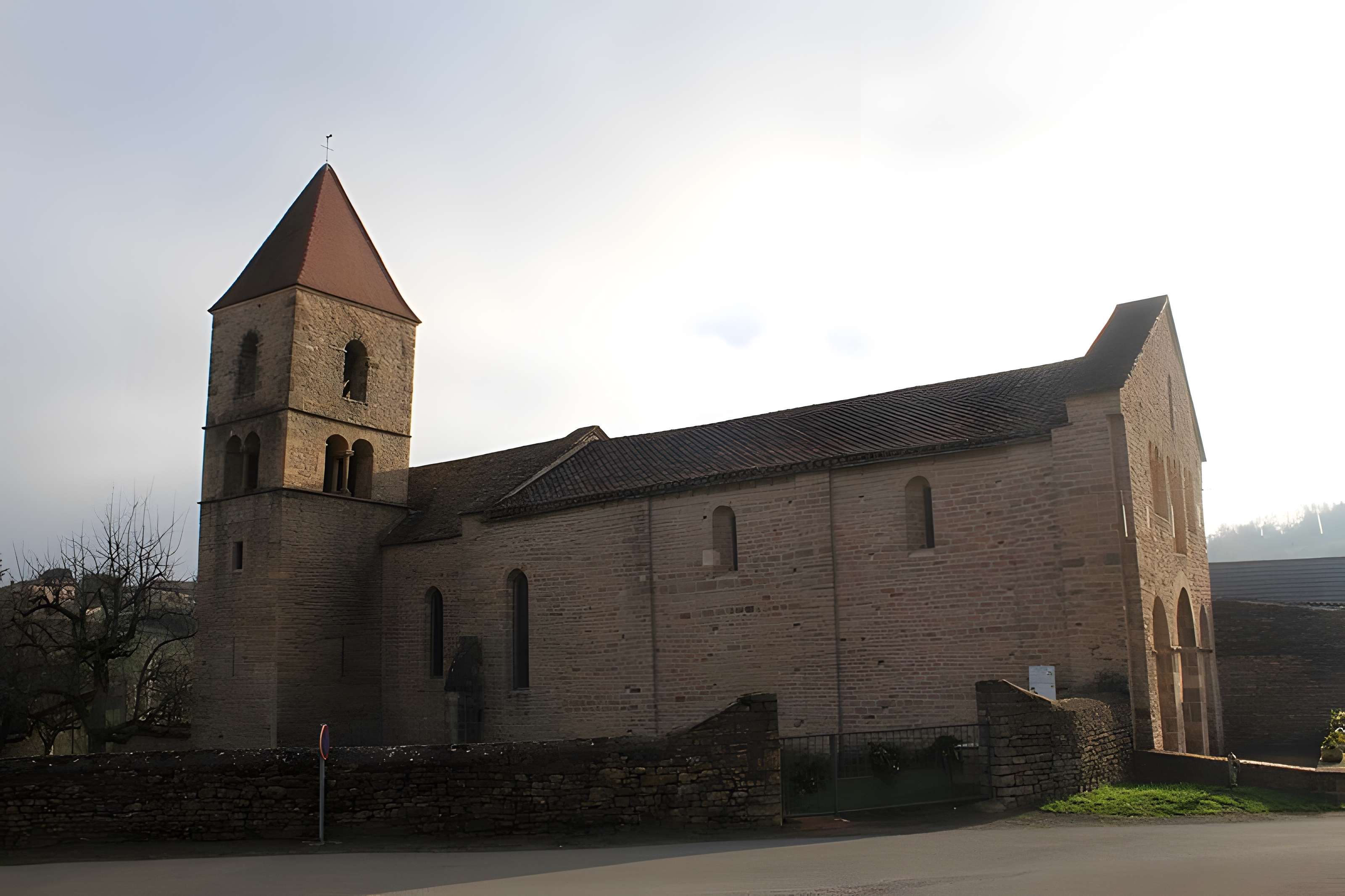 Église Saint-Valentin de Jalogny