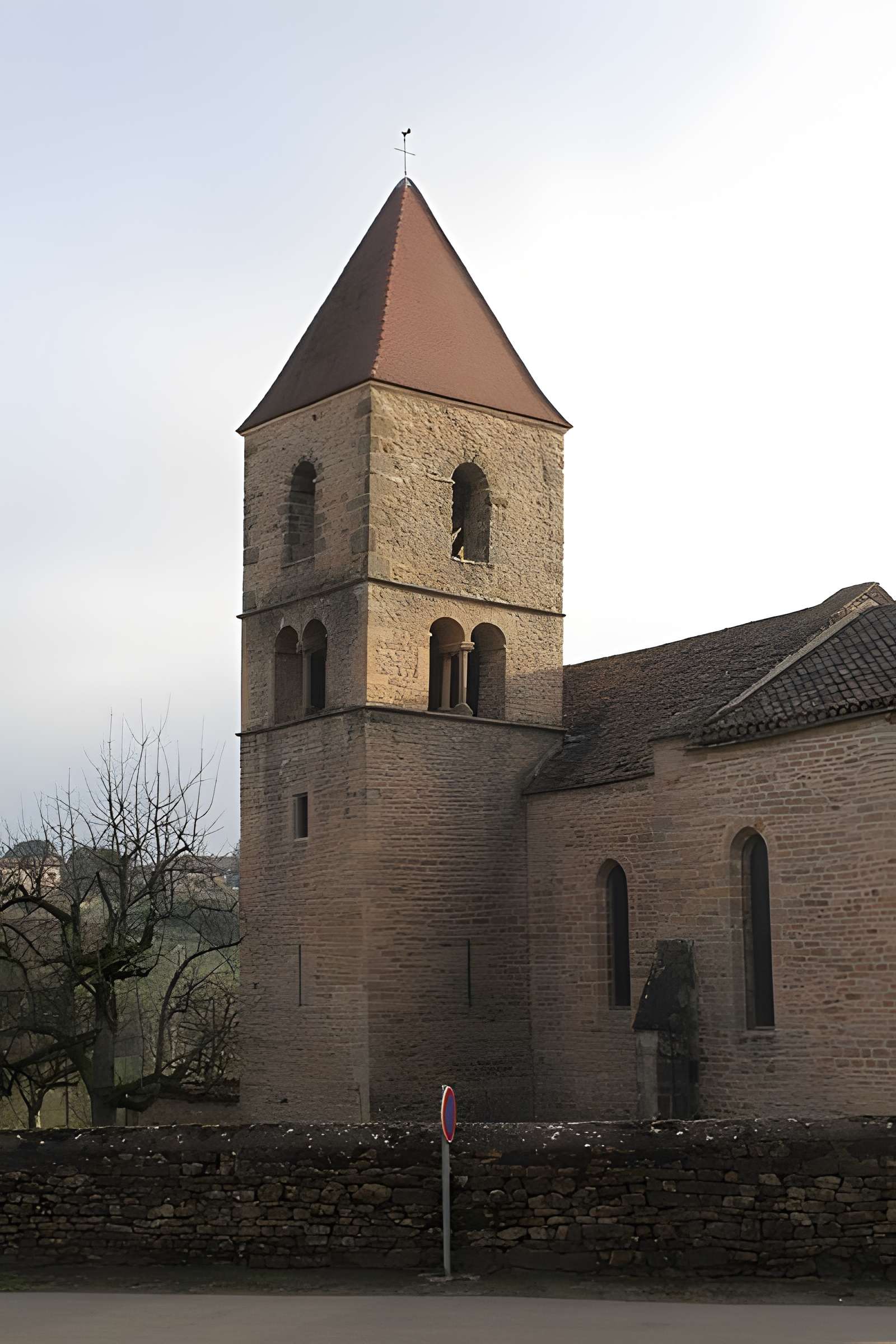 Église Saint-Valentin de Jalogny
