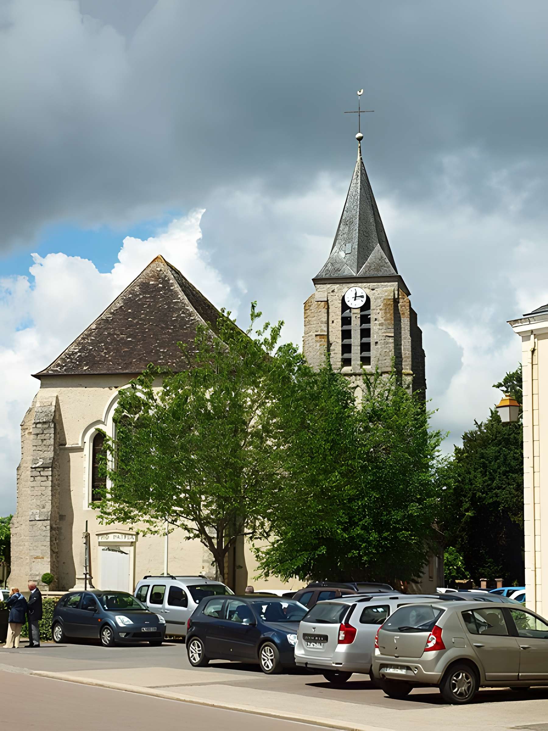 Église Saint-Valérien de Saint-Valérien