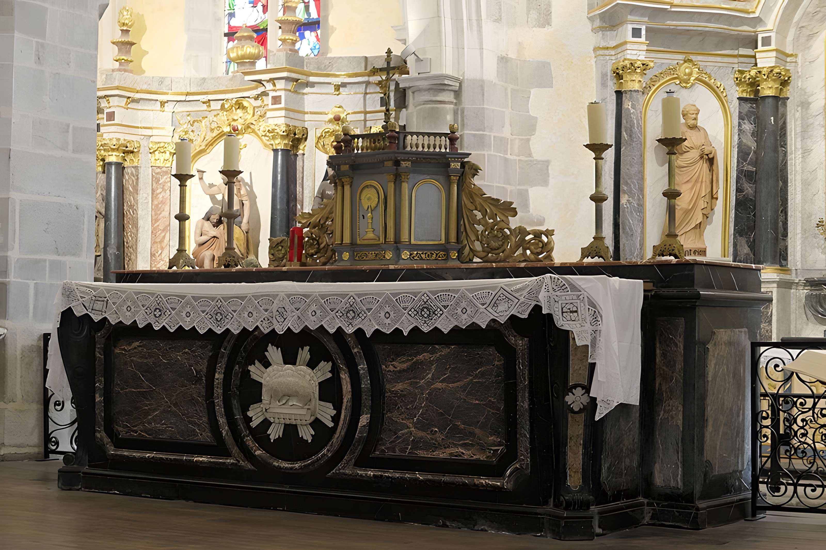 Église Saint-Vénérand de Laval