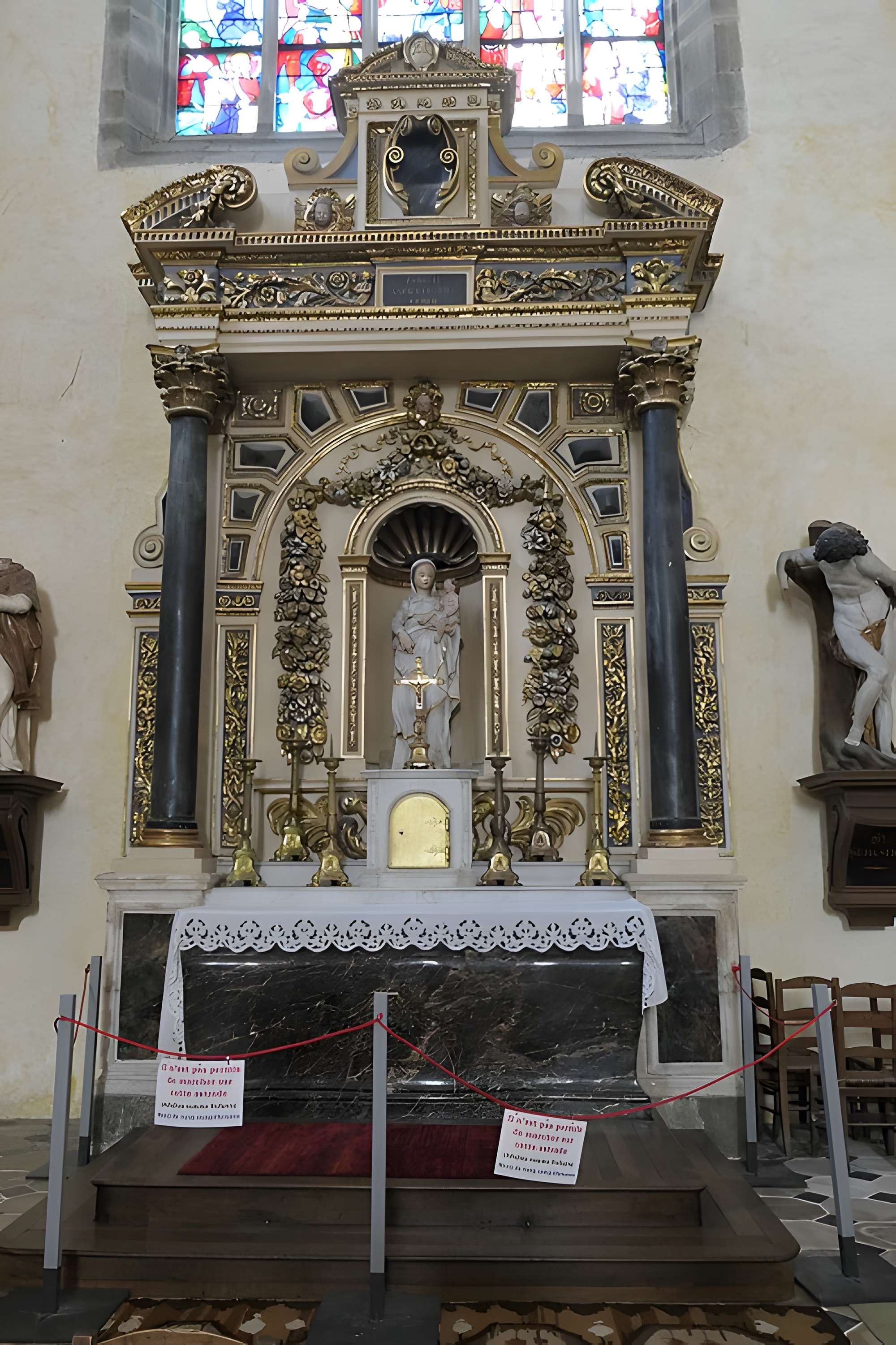 Église Saint-Vénérand de Laval