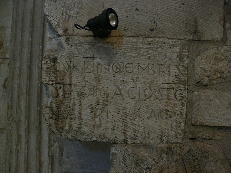 Église Saint-Véran de Fontaine-de-Vaucluse