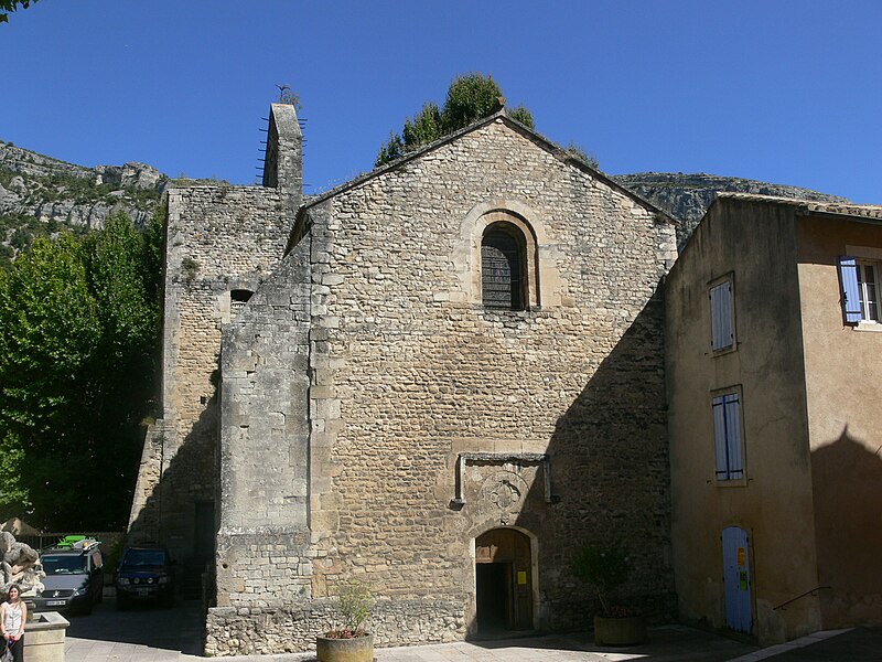 Église Saint-Véran de Fontaine-de-Vaucluse