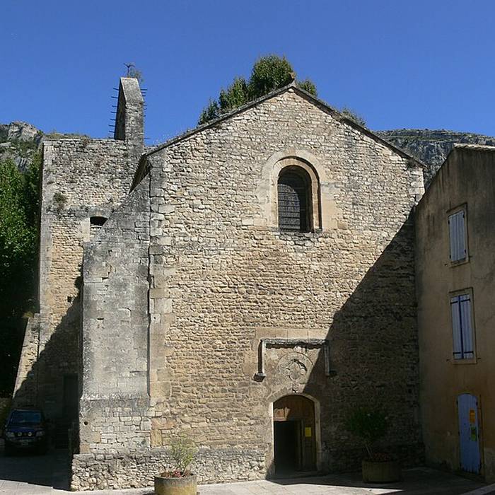 Photo de Église Saint-Véran de Fontaine-de-Vaucluse